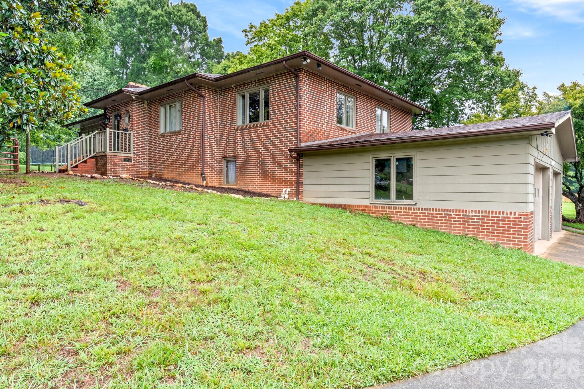 226 Pleasant Hill Drive Property Photo 33