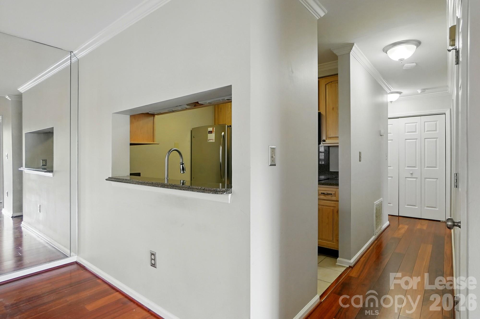 5007 Sharon Road R Property Photo 17
