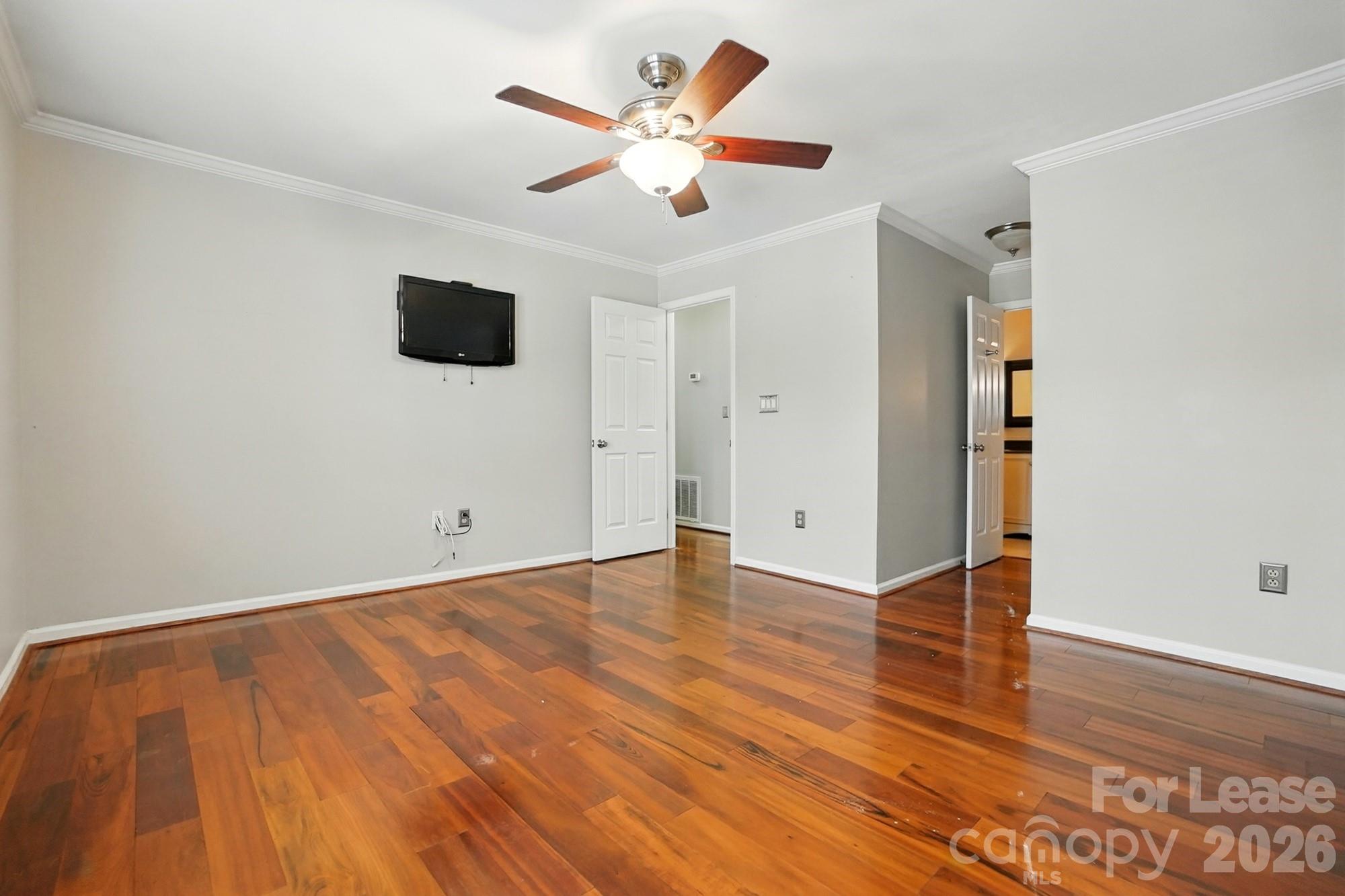 5007 Sharon Road R Property Photo 29