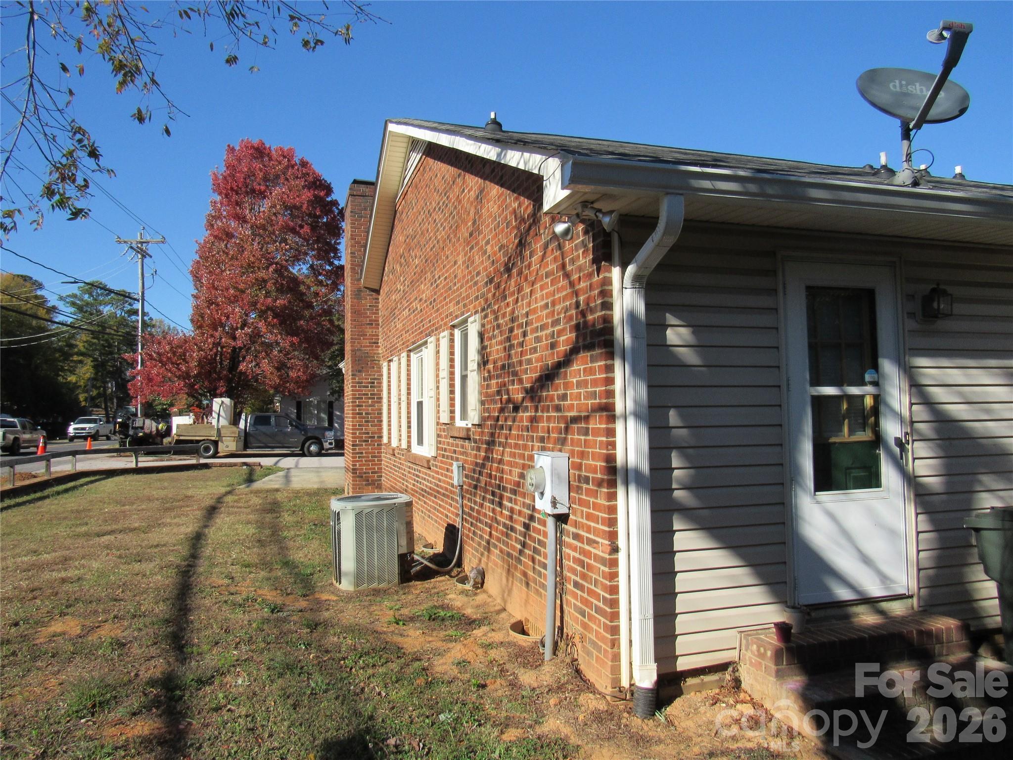 104 Neely Court Property Photo 6