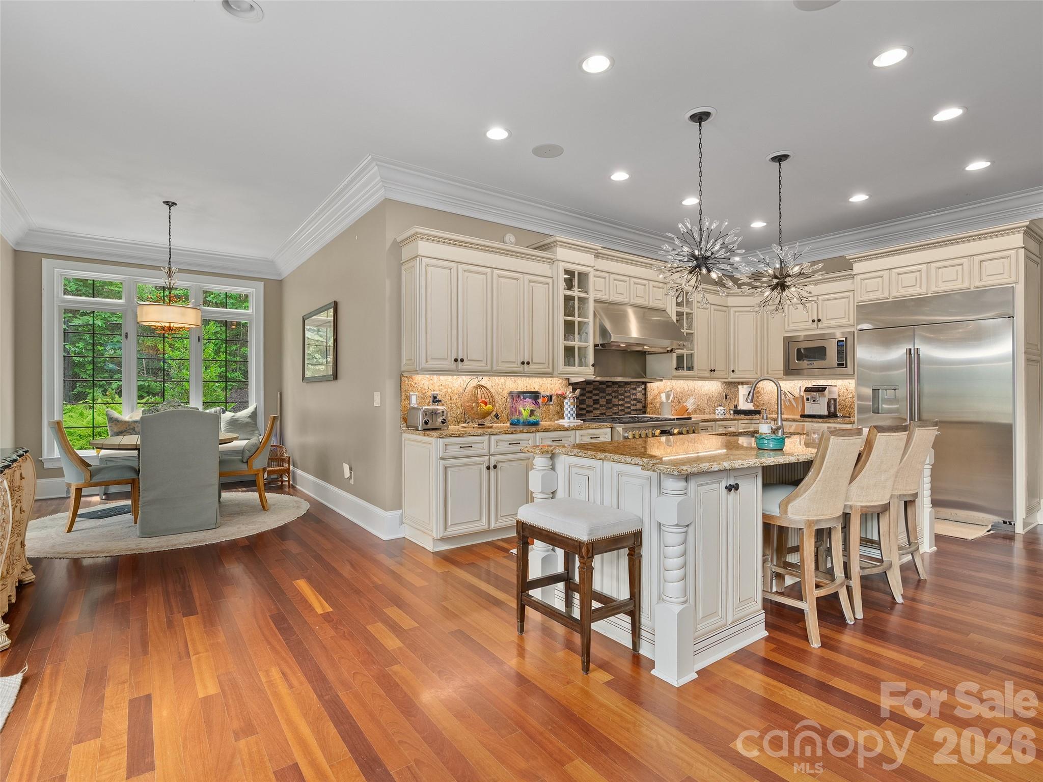 413 Barrington Drive Property Photo 15