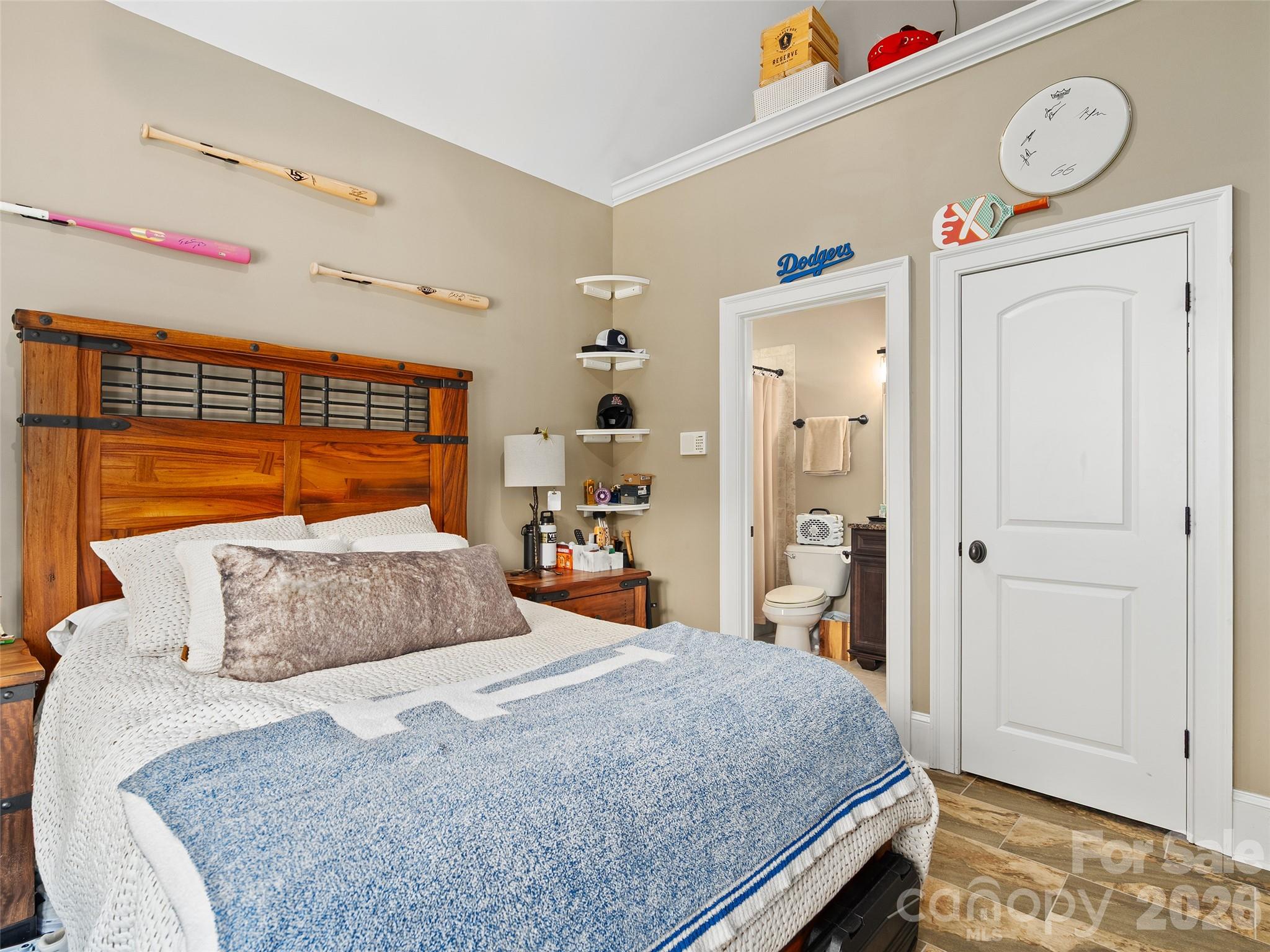 413 Barrington Drive Property Photo 33