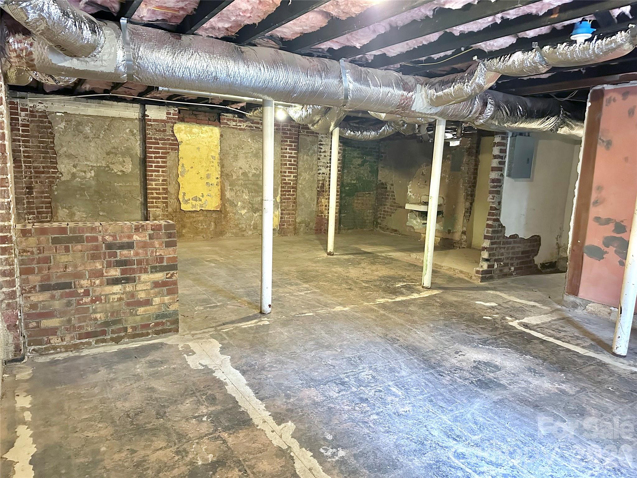 1214 S York Street Property Photo 33
