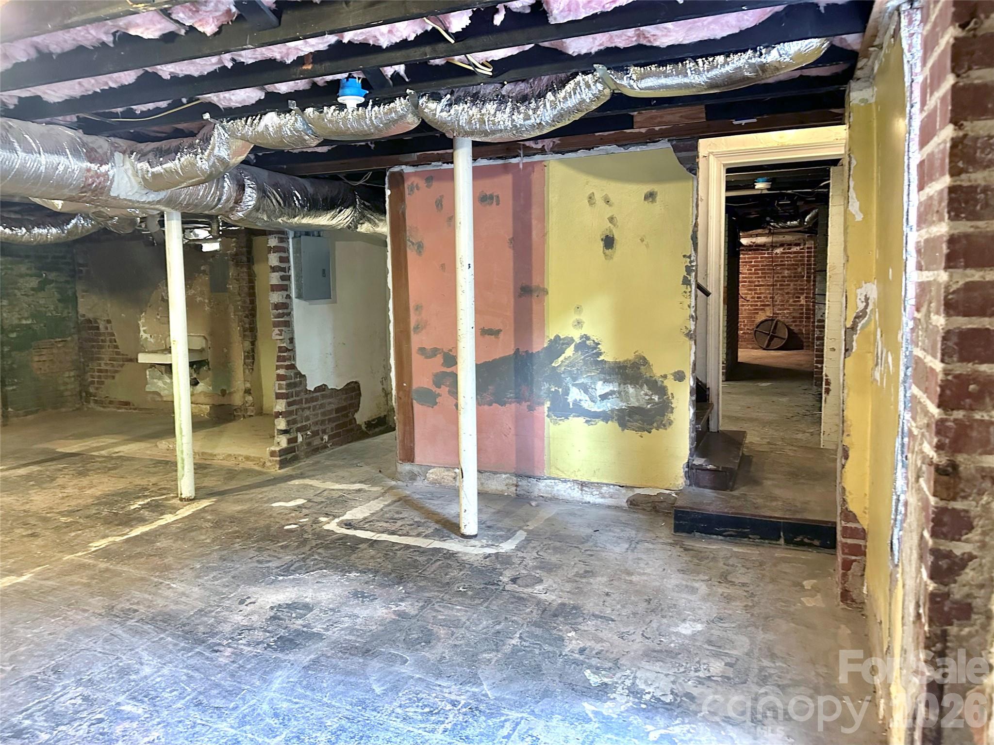 1214 S York Street Property Photo 34