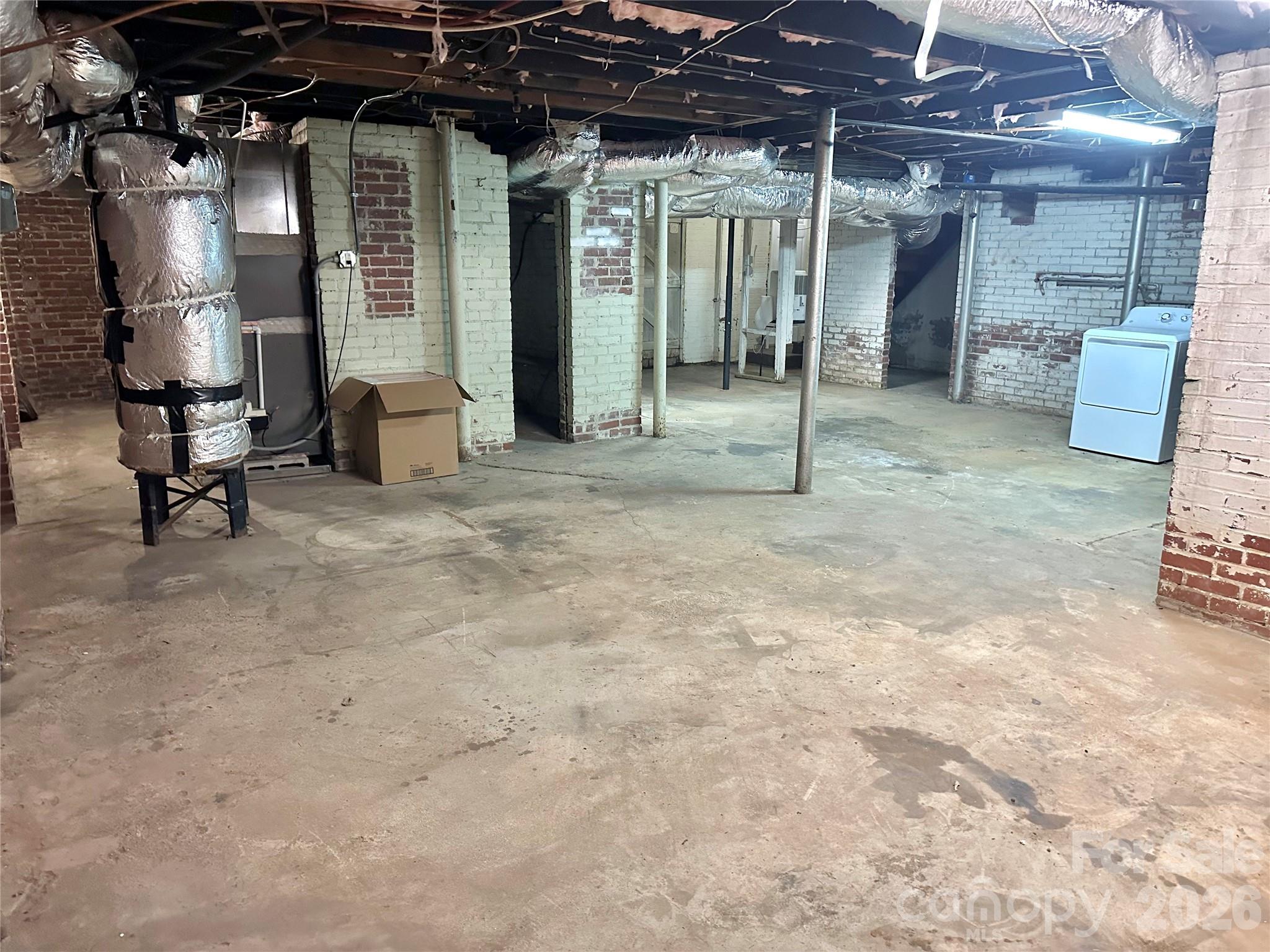 1214 S York Street Property Photo 37
