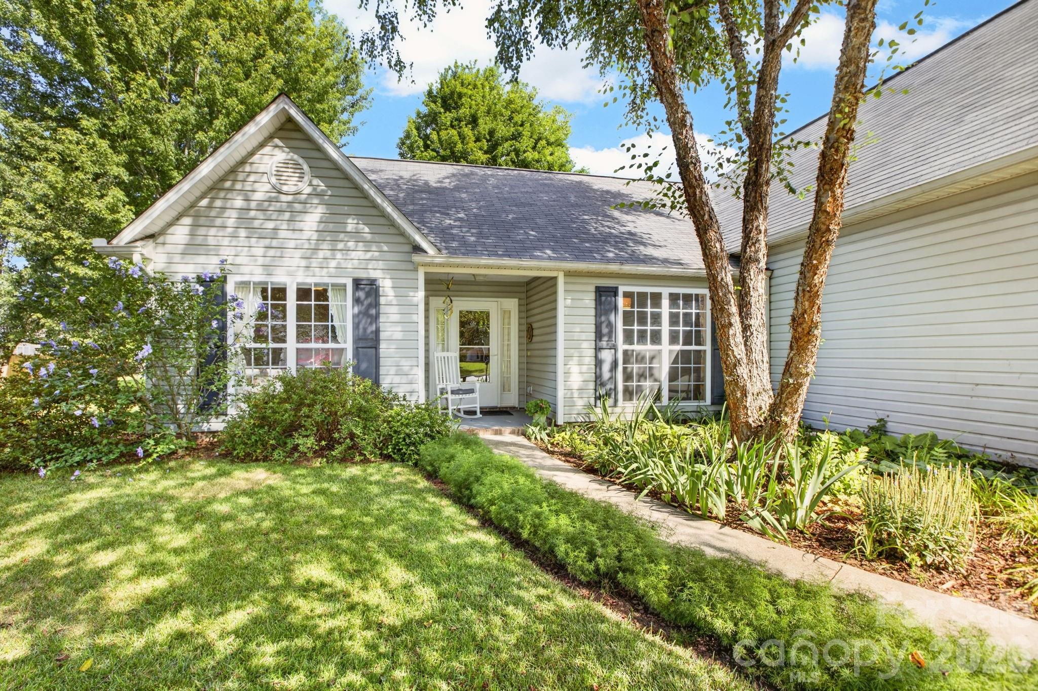 171 Running Briar Road Property Photo 1