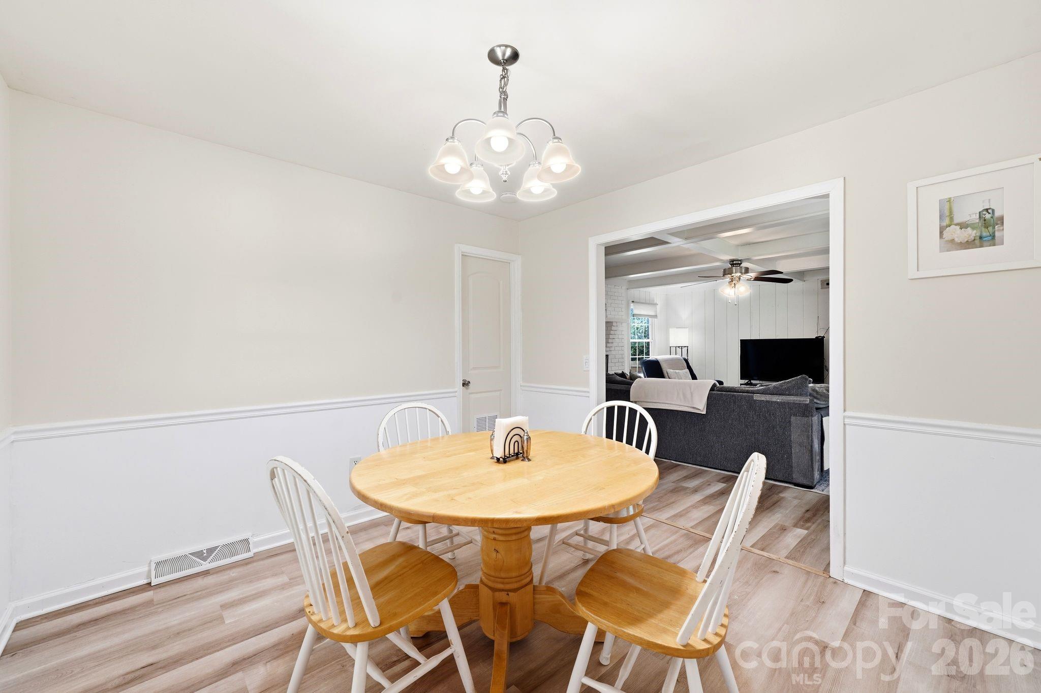 3107 Winston Drive Property Photo 11
