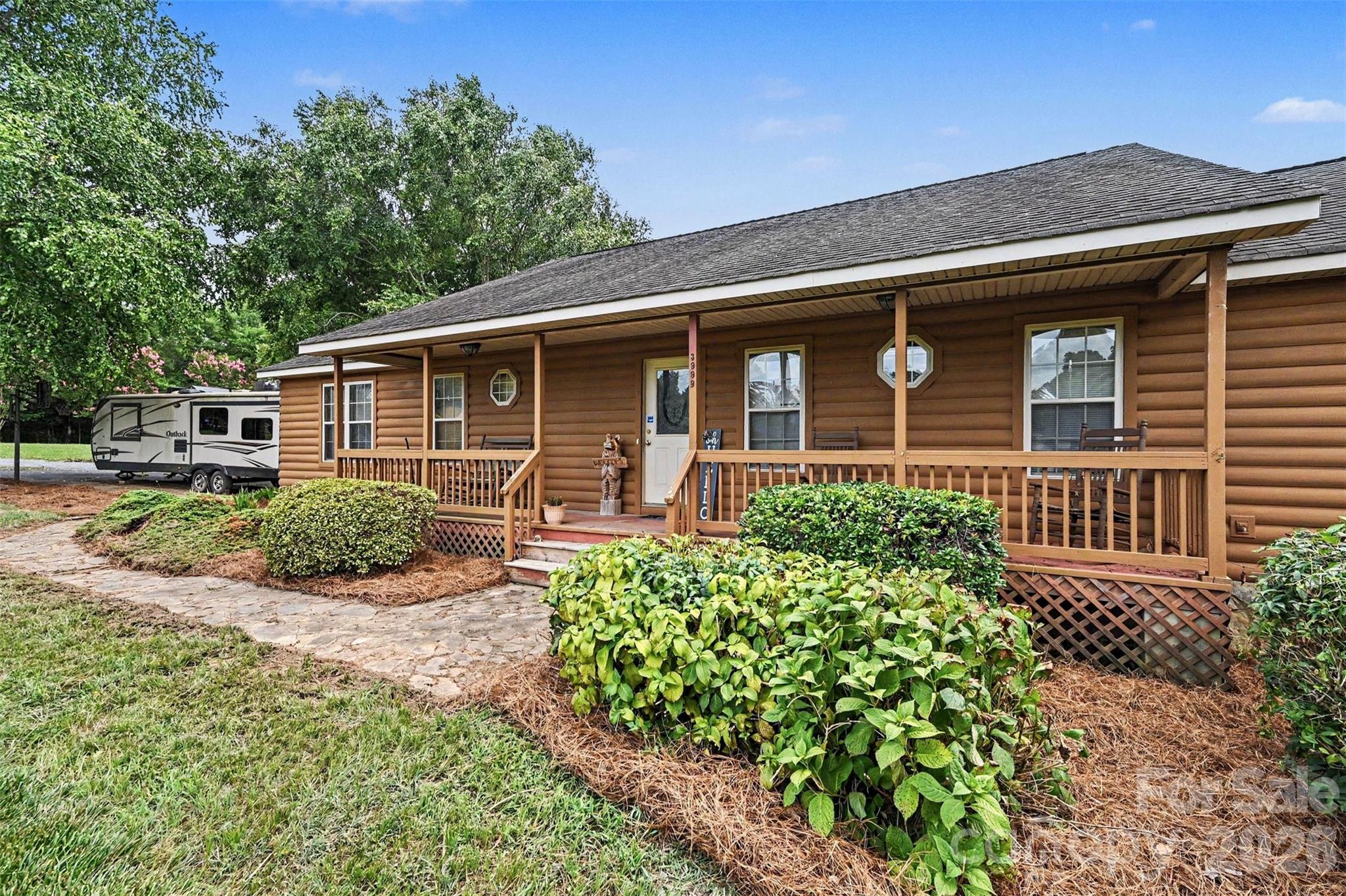 3999 Fincher Road Property Photo 2