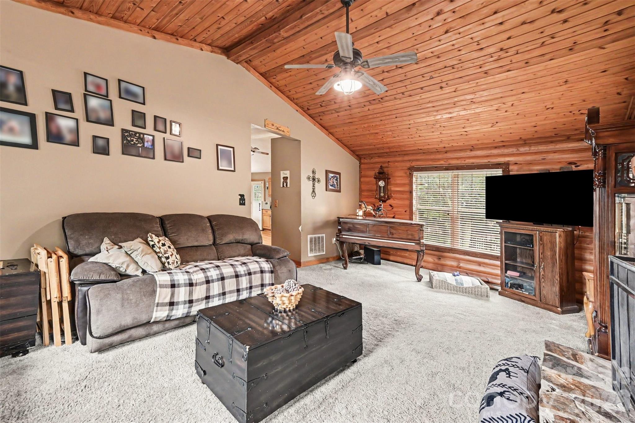 3999 Fincher Road Property Photo 10