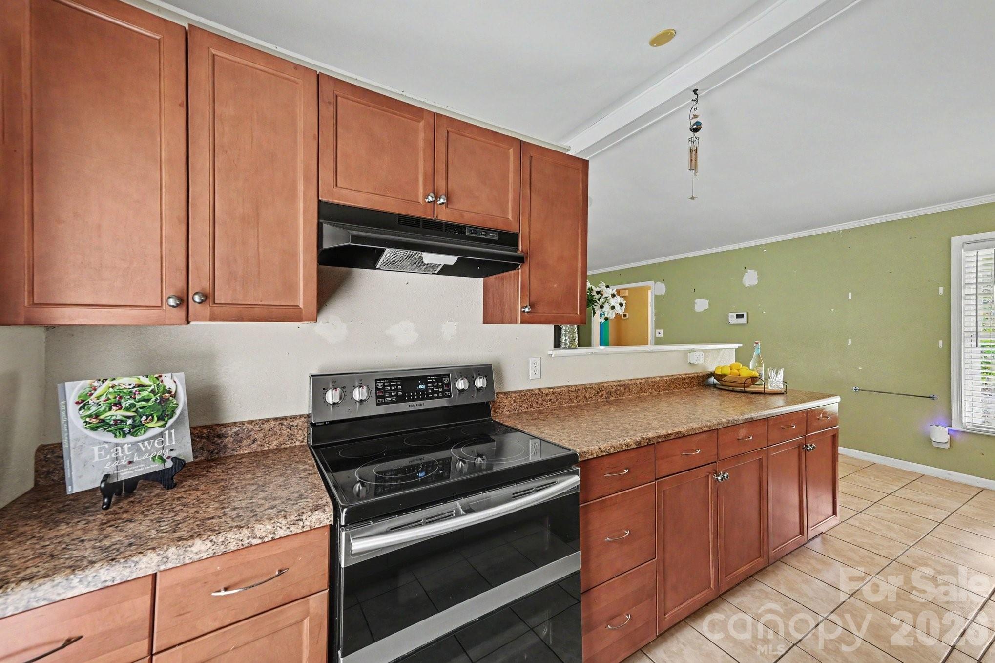 6200 Dwightware Boulevard Property Photo 9