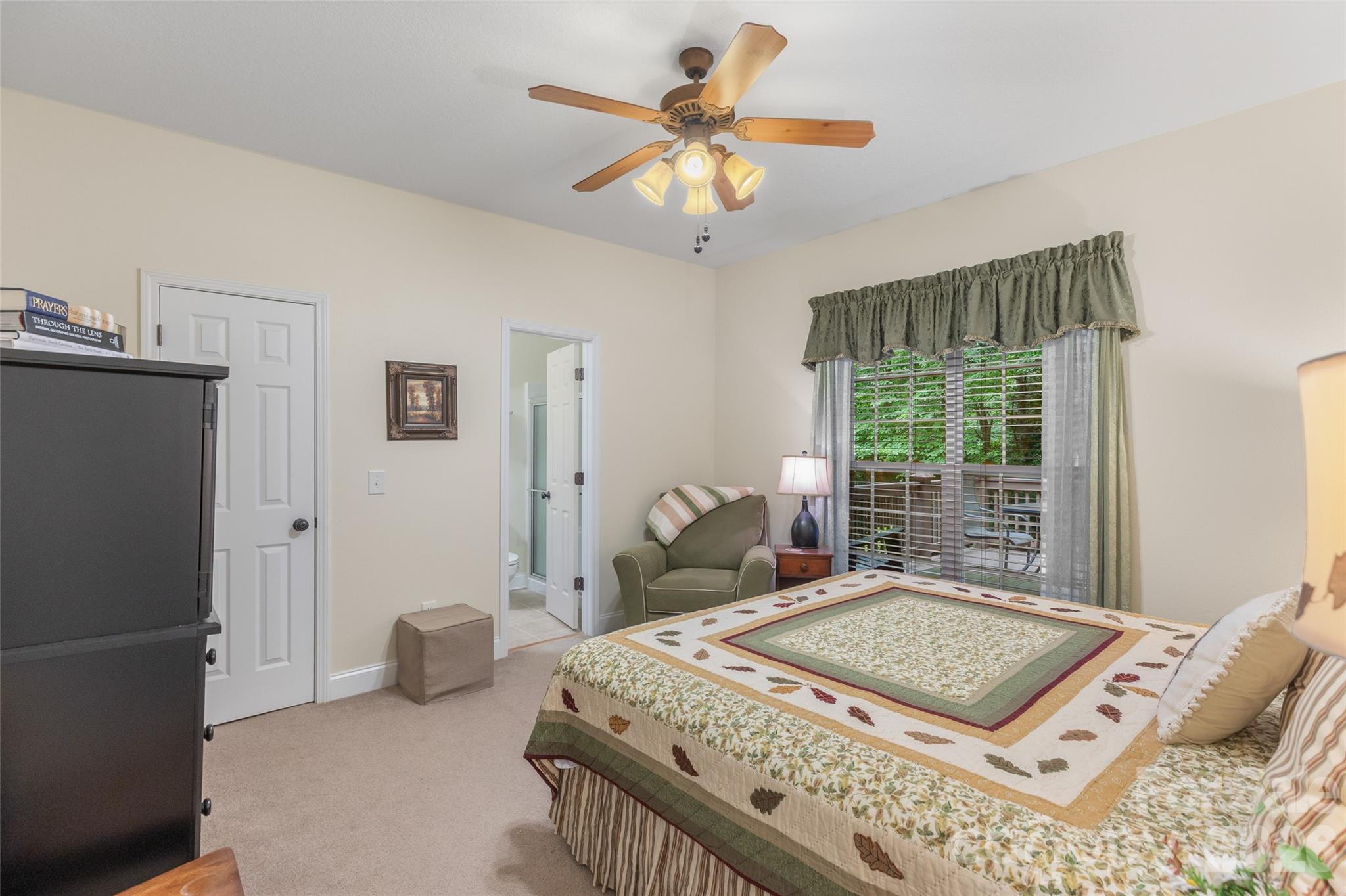 141 Dolly Lane Property Photo 11