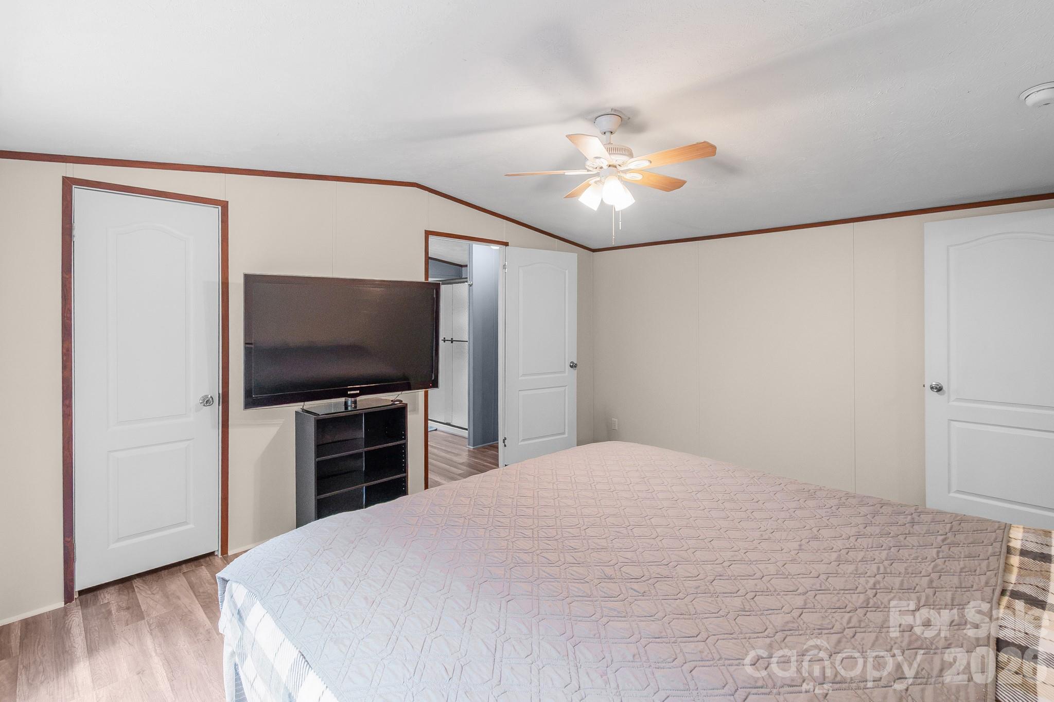 125 & 139 Farthing Drive Property Photo 6