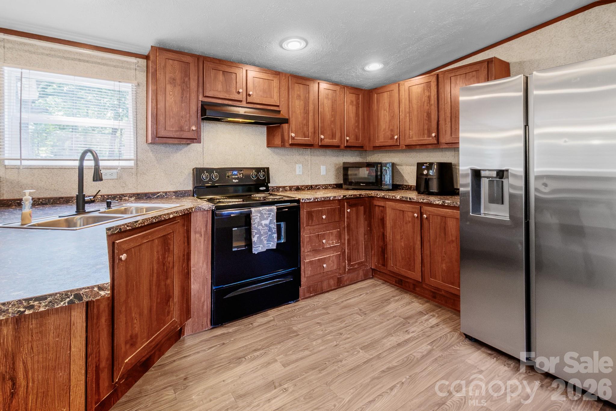 125 & 139 Farthing Drive Property Photo 17