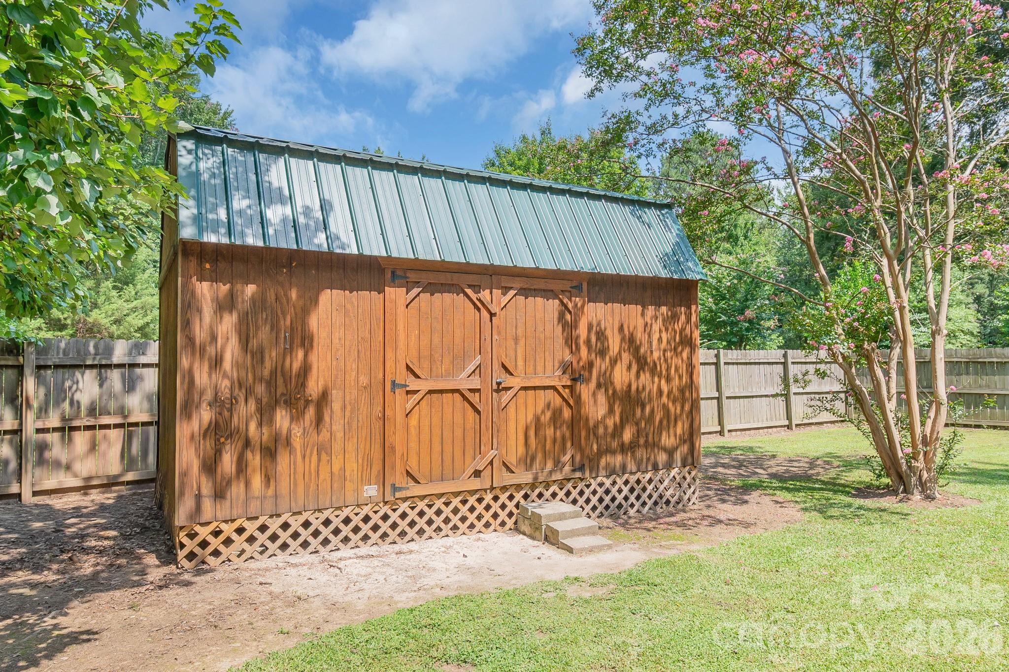125 & 139 Farthing Drive Property Photo 30
