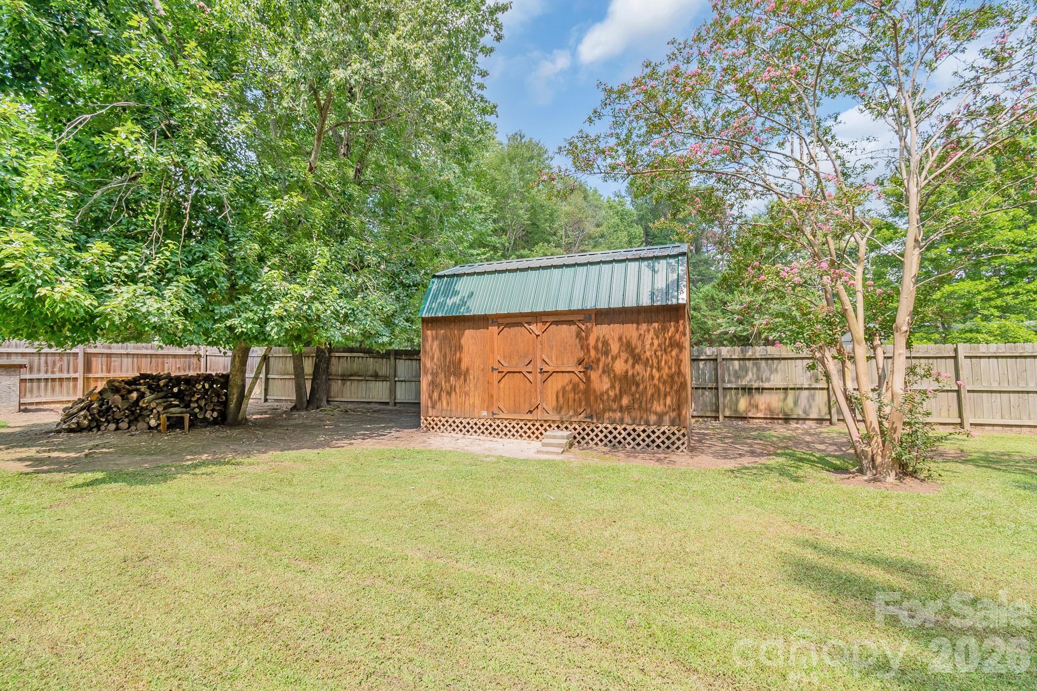 125 & 139 Farthing Drive Property Photo 31