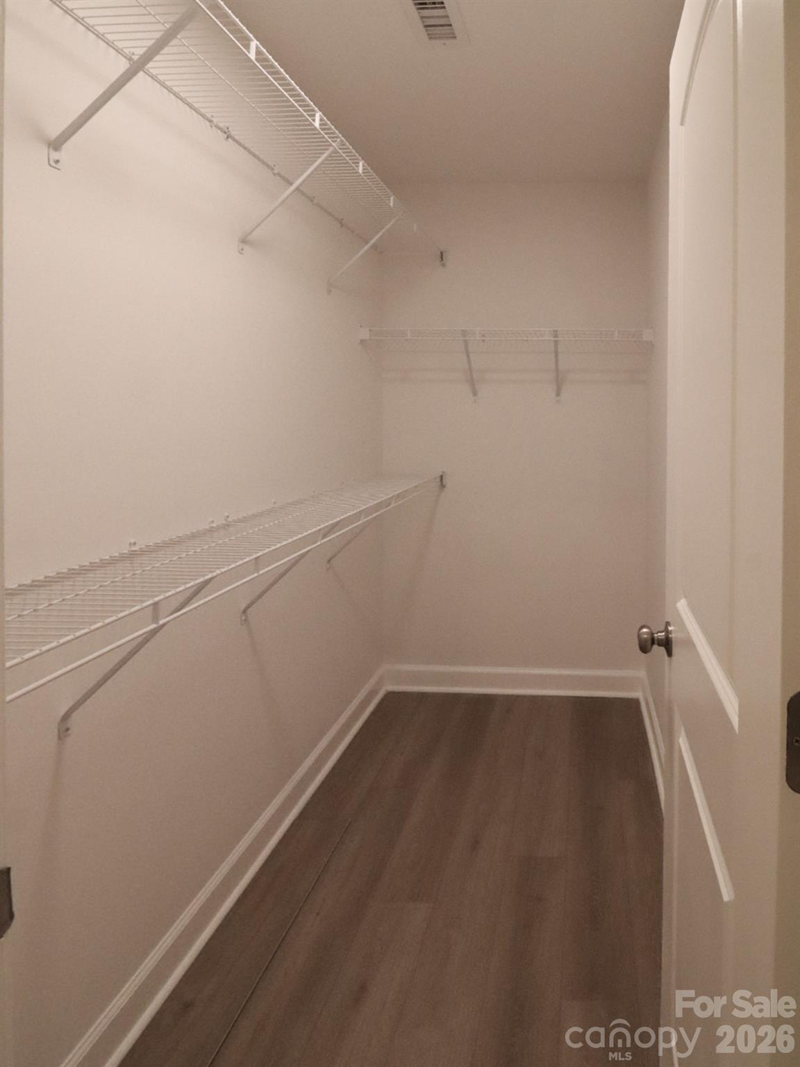 916 N Austin Road Property Photo 12