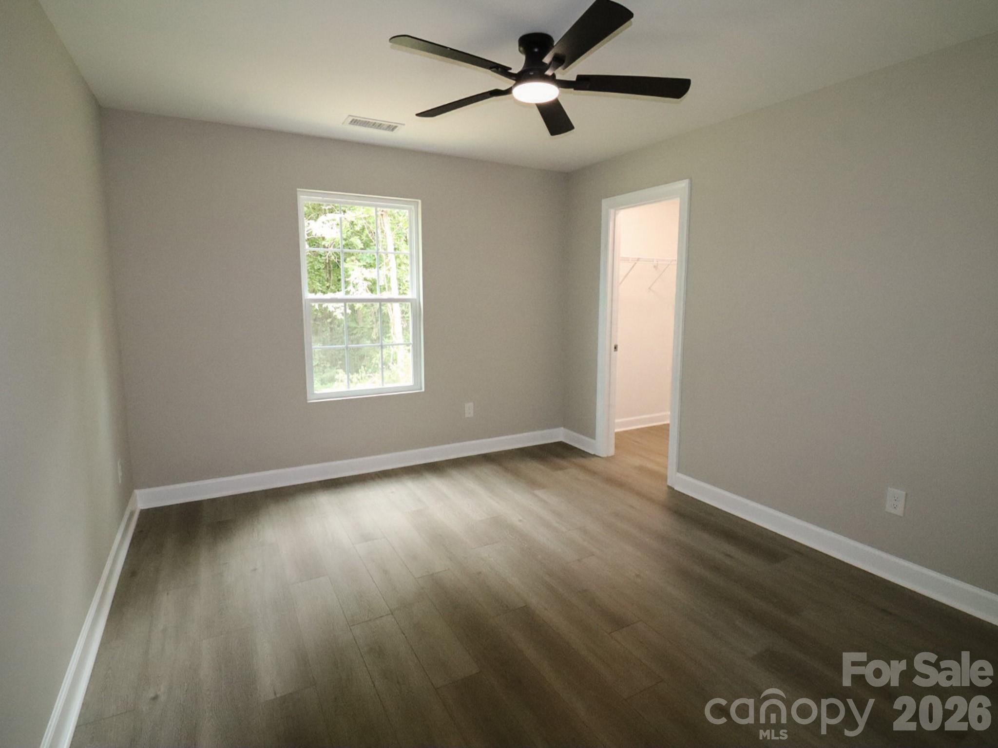 916 N Austin Road Property Photo 14