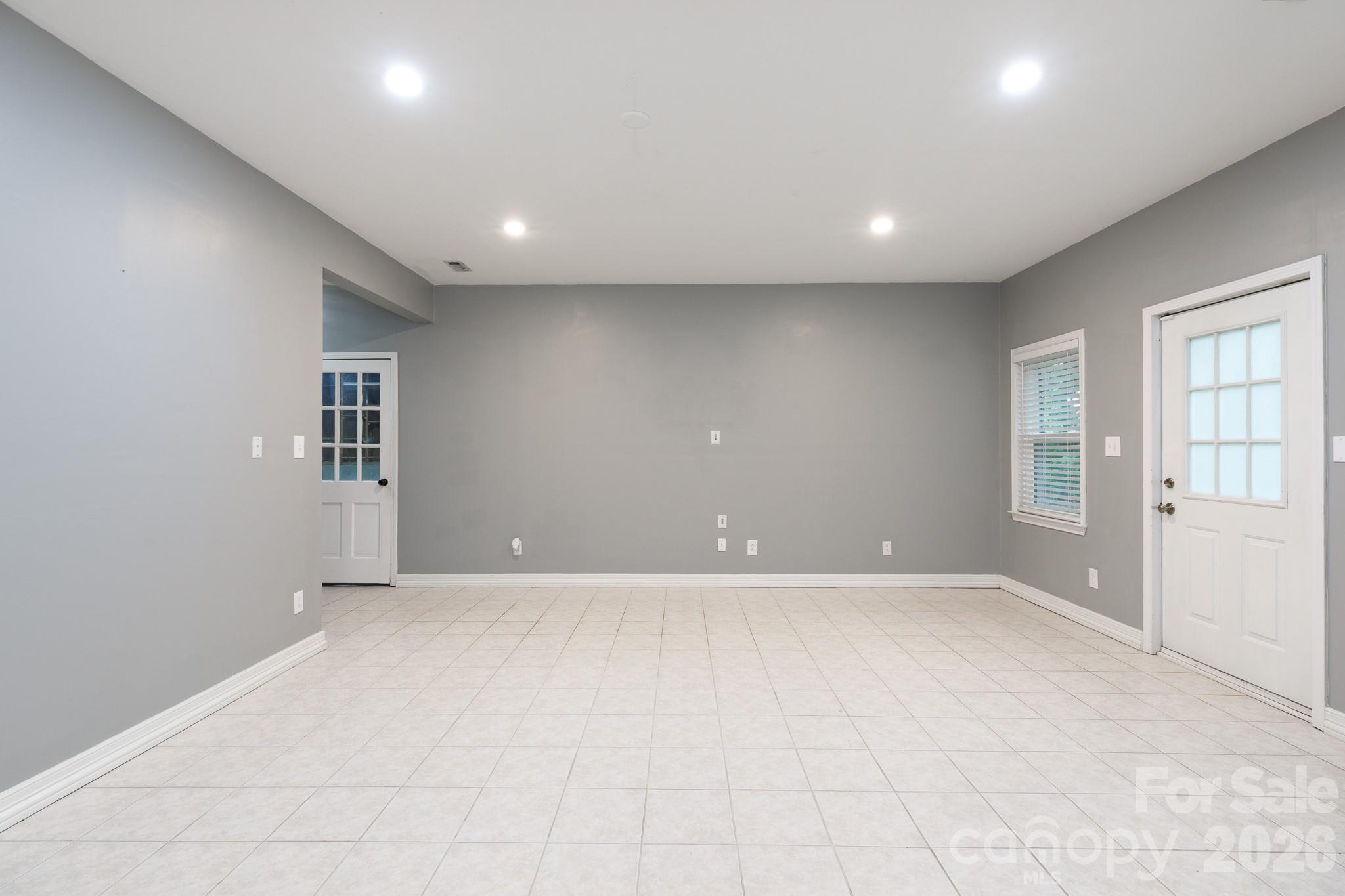 201 Wessex Way Property Photo 25