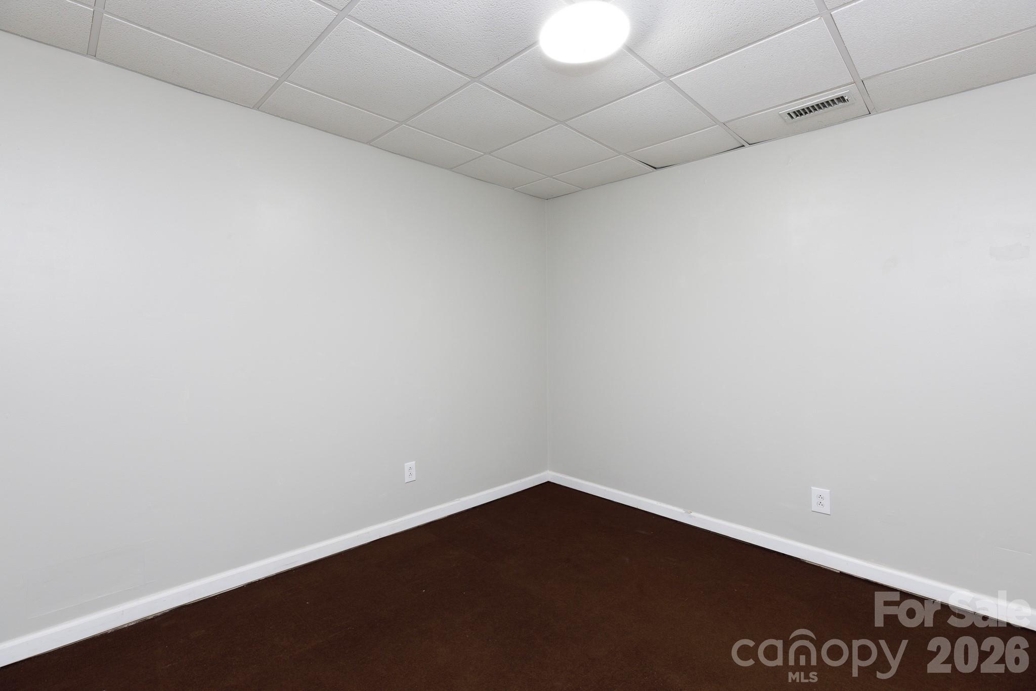 201 Wessex Way Property Photo 28