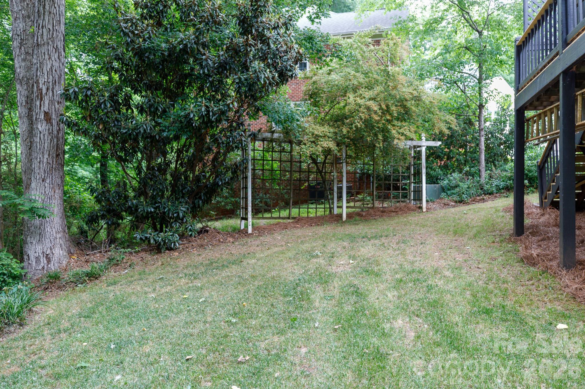 201 Wessex Way Property Photo 34
