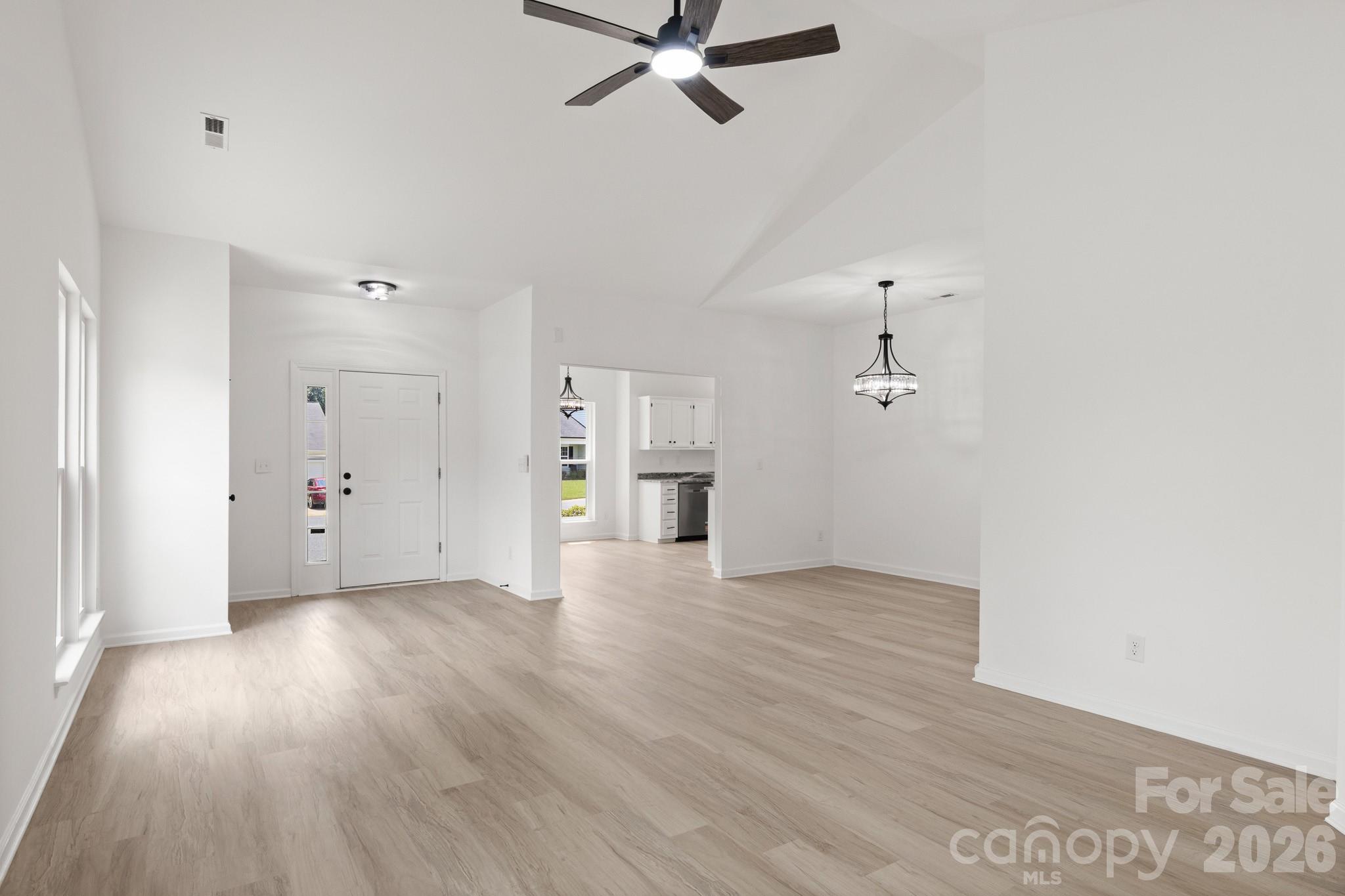 9713 Pernell Lane Property Photo 4