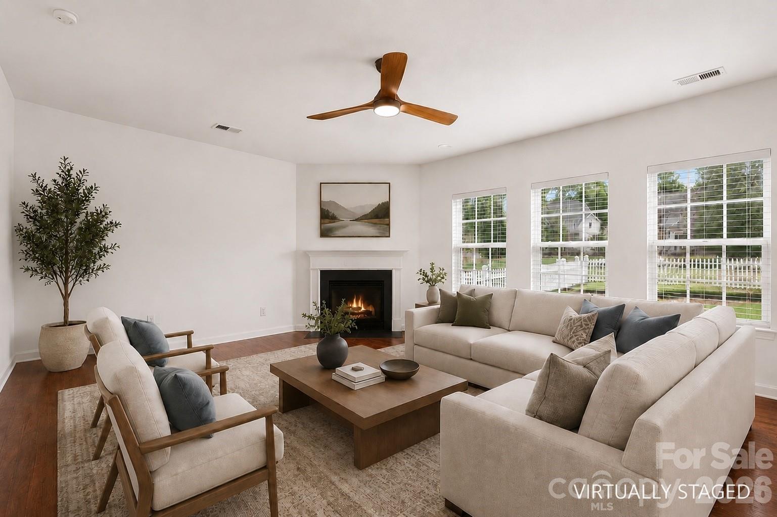 5810 Castlecove Road Property Photo 2