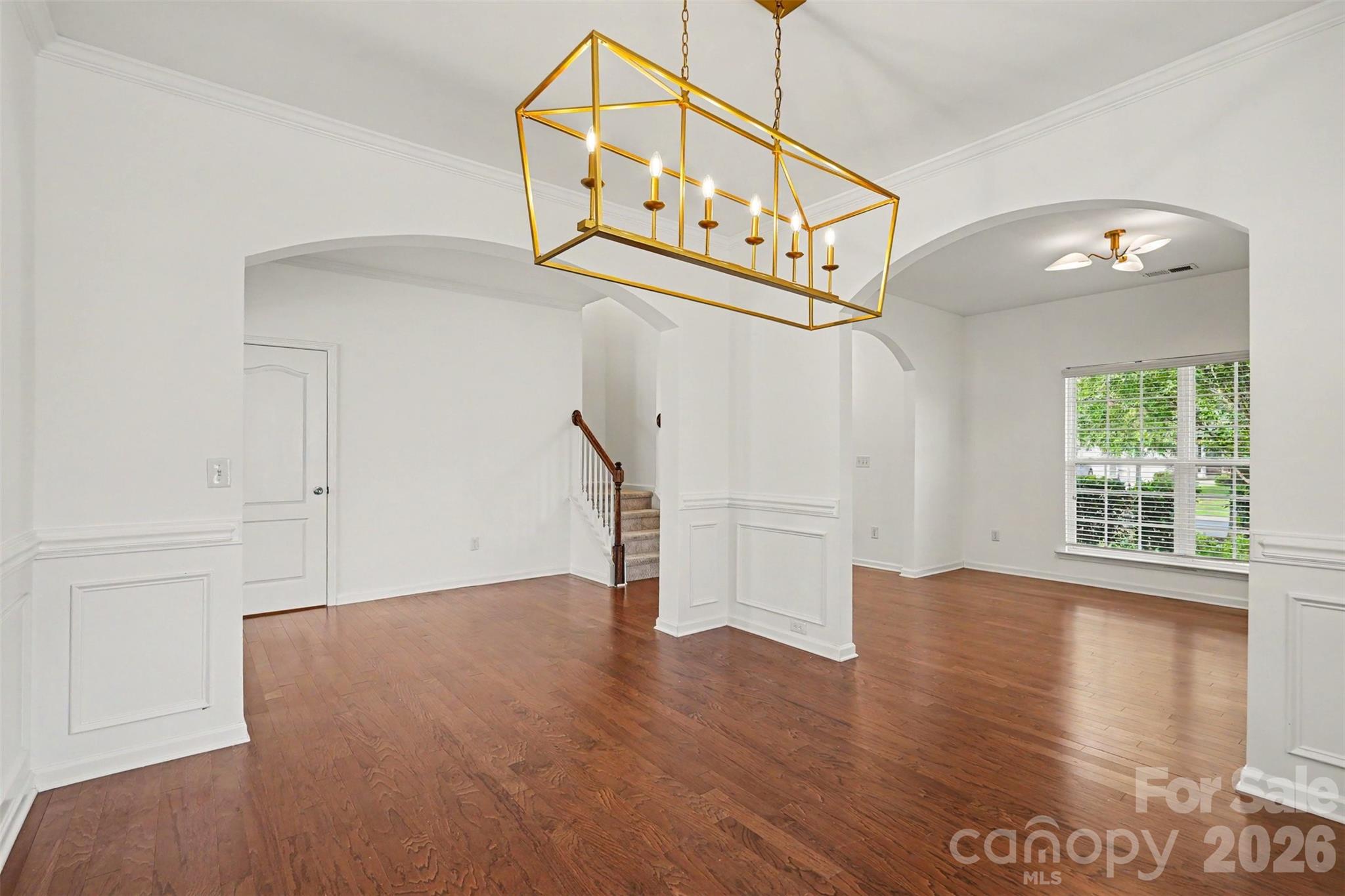 5810 Castlecove Road Property Photo 8