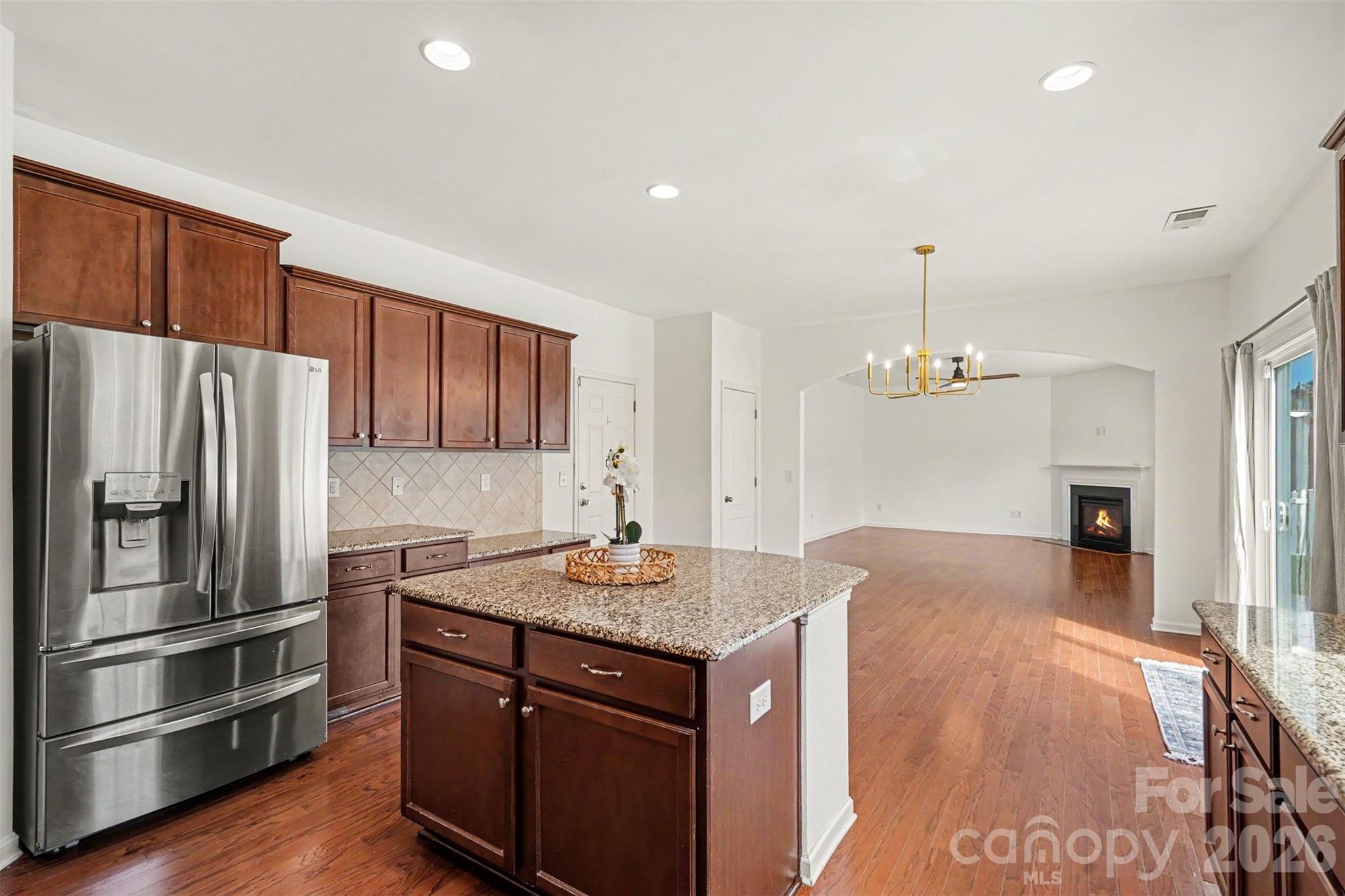 5810 Castlecove Road Property Photo 15
