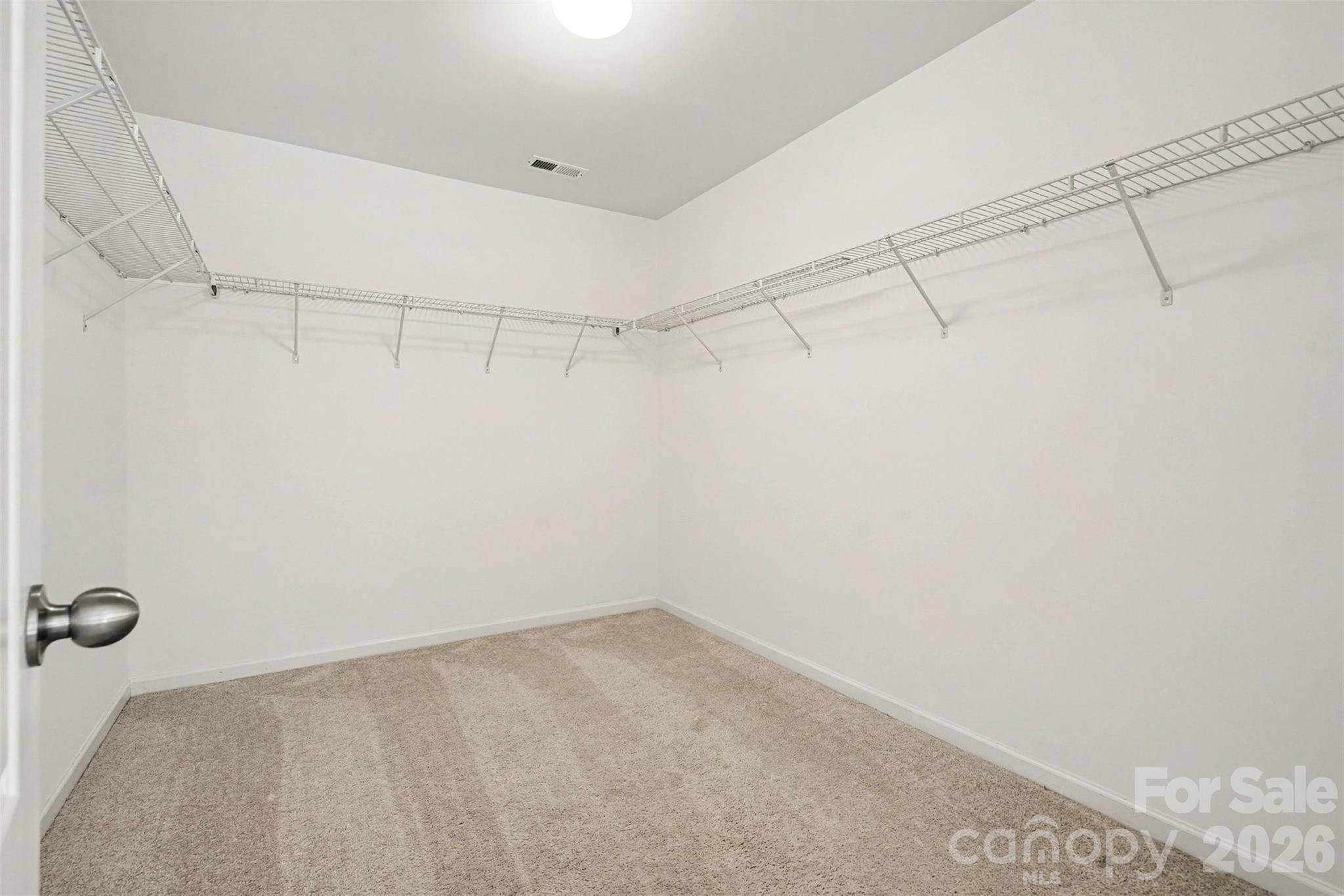 5810 Castlecove Road Property Photo 21