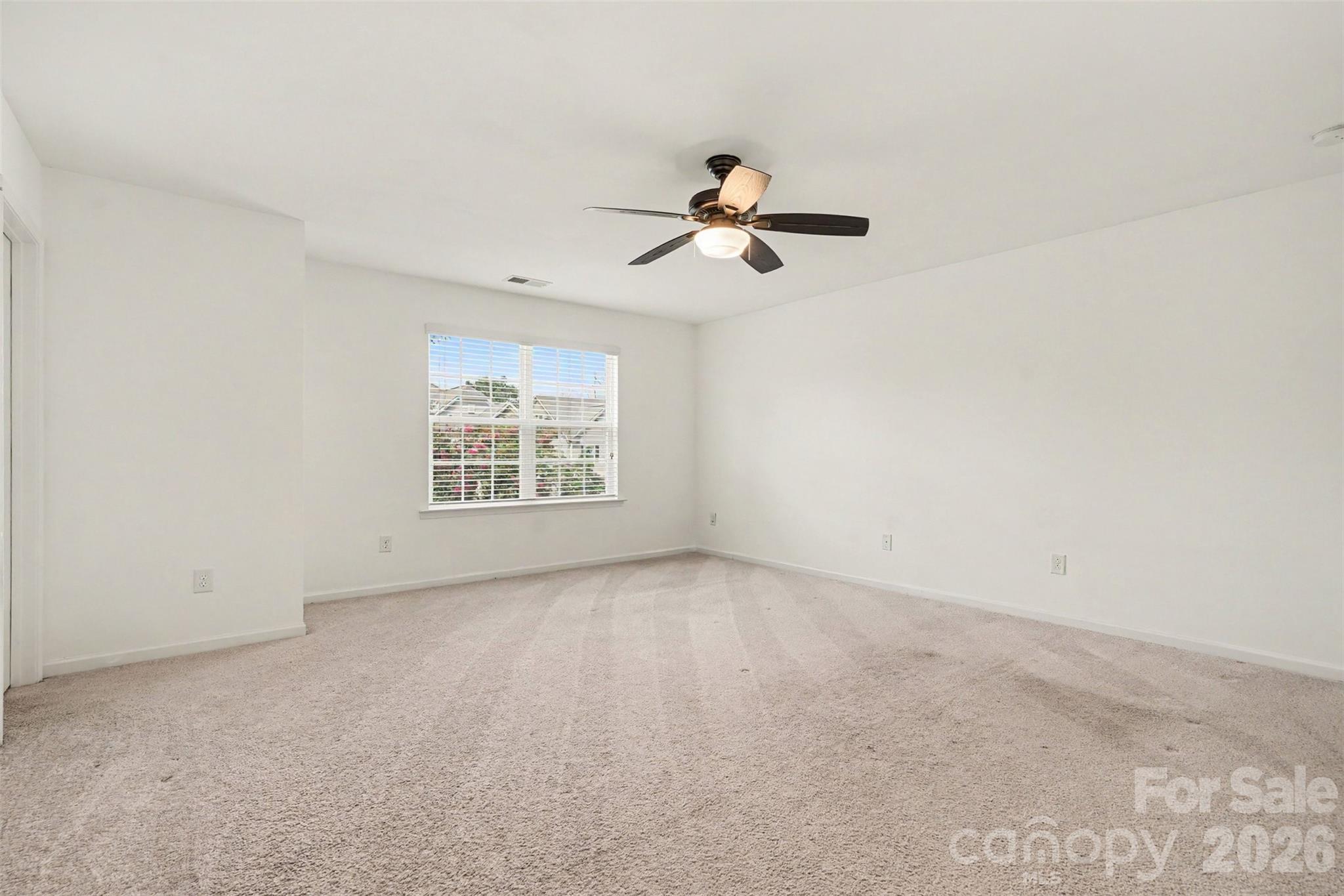 5810 Castlecove Road Property Photo 23