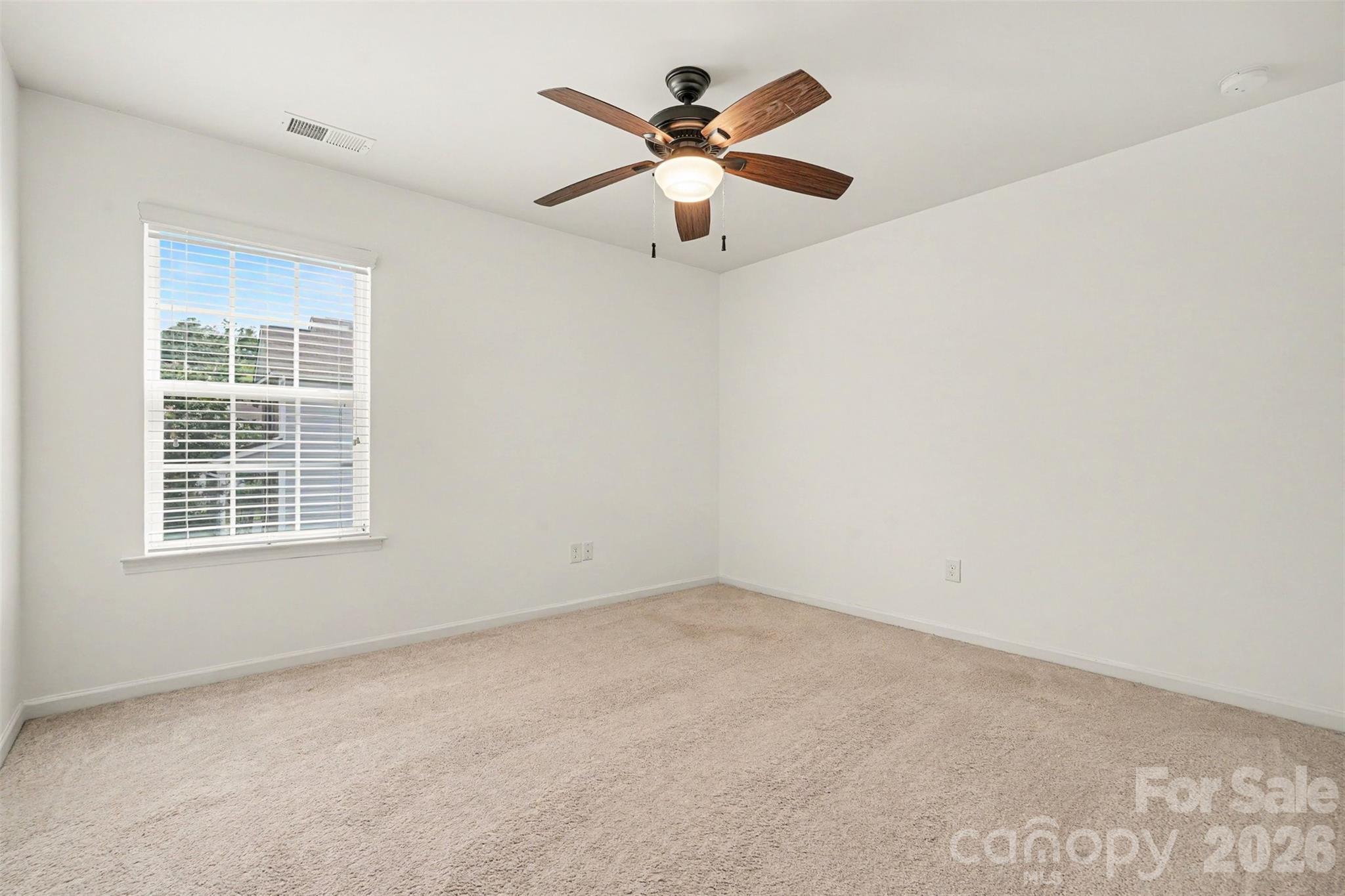 5810 Castlecove Road Property Photo 26