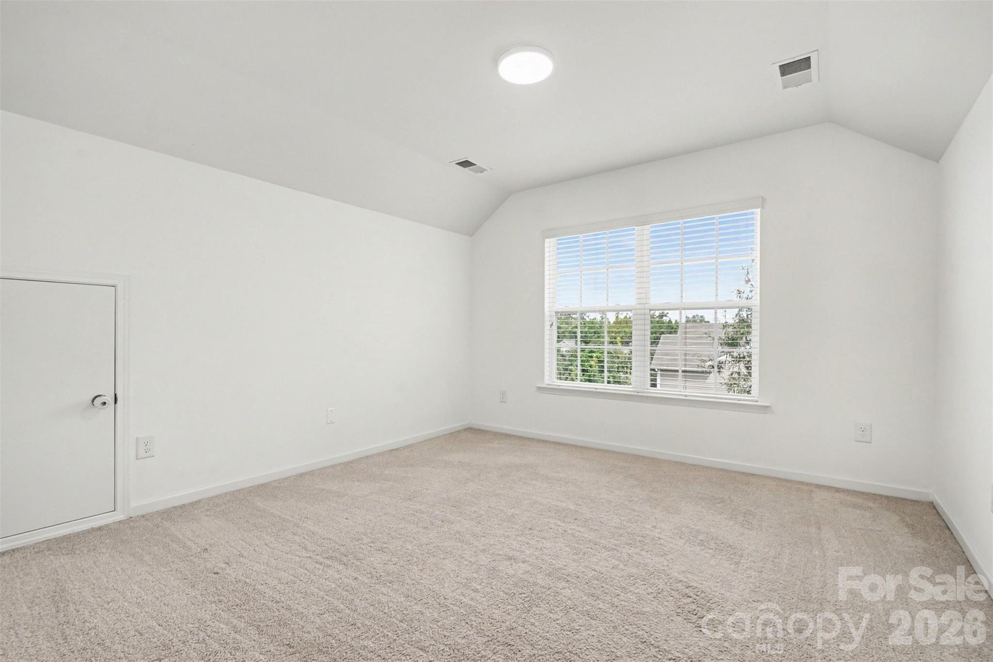 5810 Castlecove Road Property Photo 34
