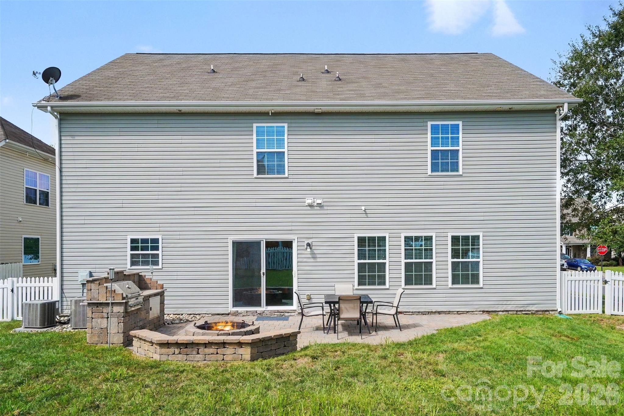 5810 Castlecove Road Property Photo 38