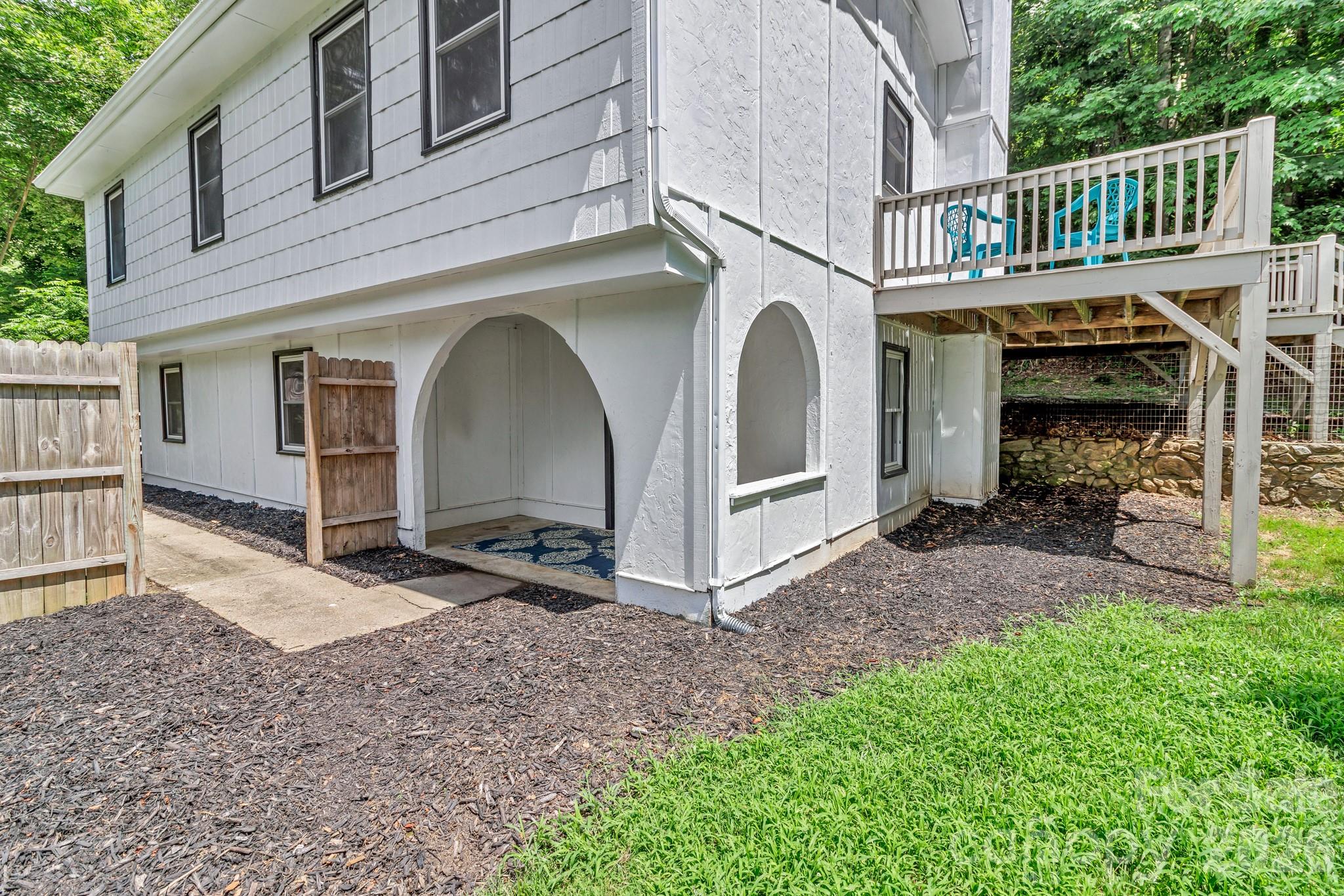 144 Pinehaven Drive Property Photo 36