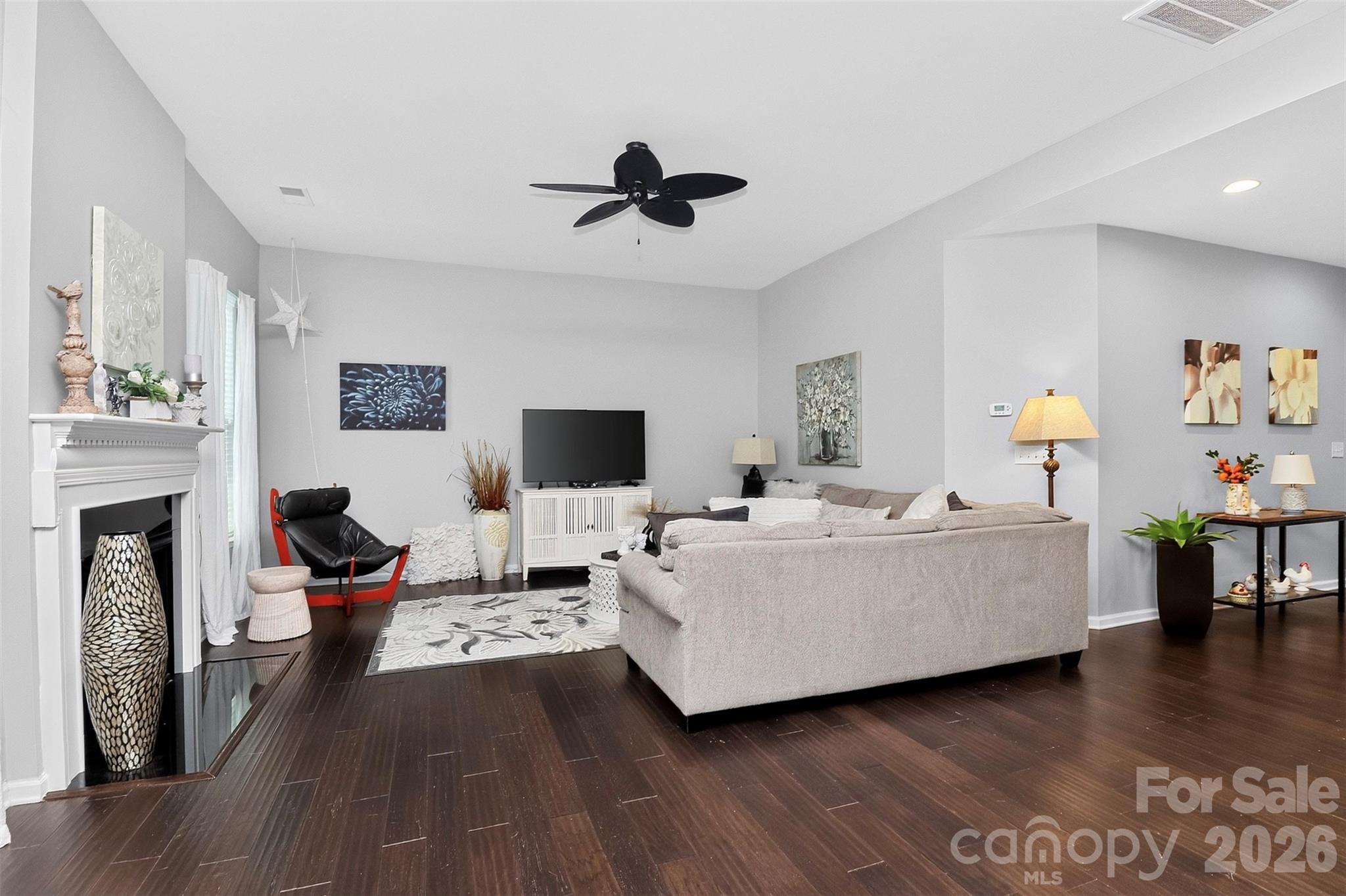 12823 Plumleaf Drive Property Photo 17