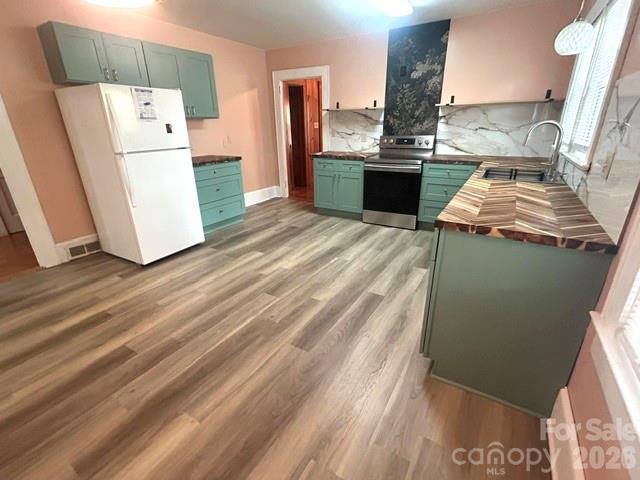 112 3rd Street Property Photo 13