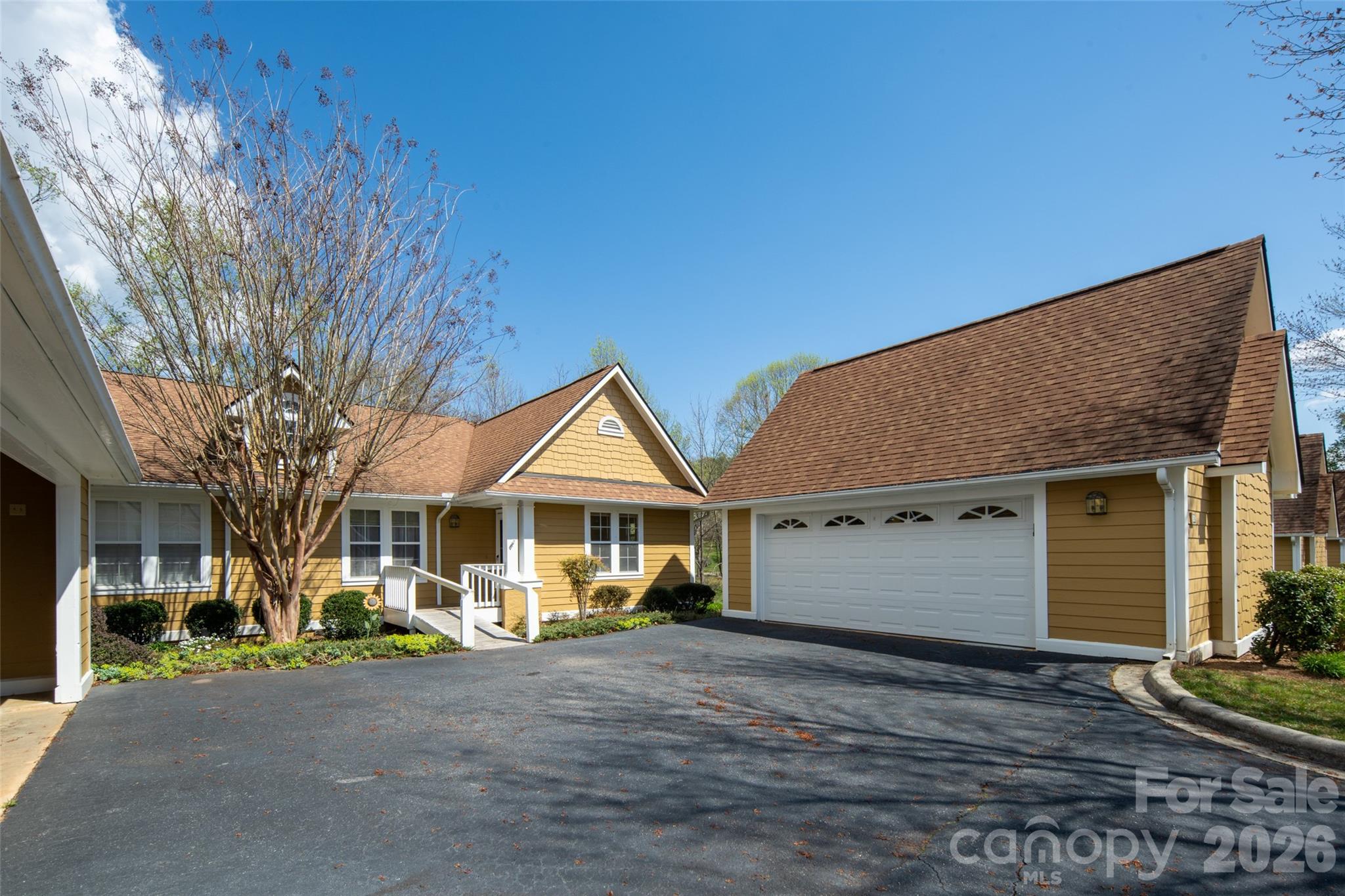 803 Woodlea Court Property Photo 1