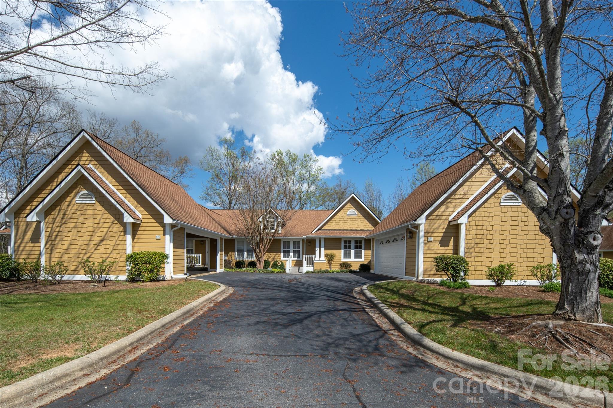 803 Woodlea Court Property Photo 2
