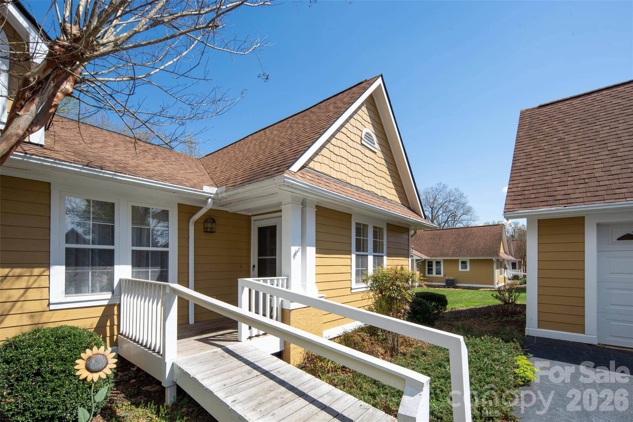 803 Woodlea Court Property Photo 3