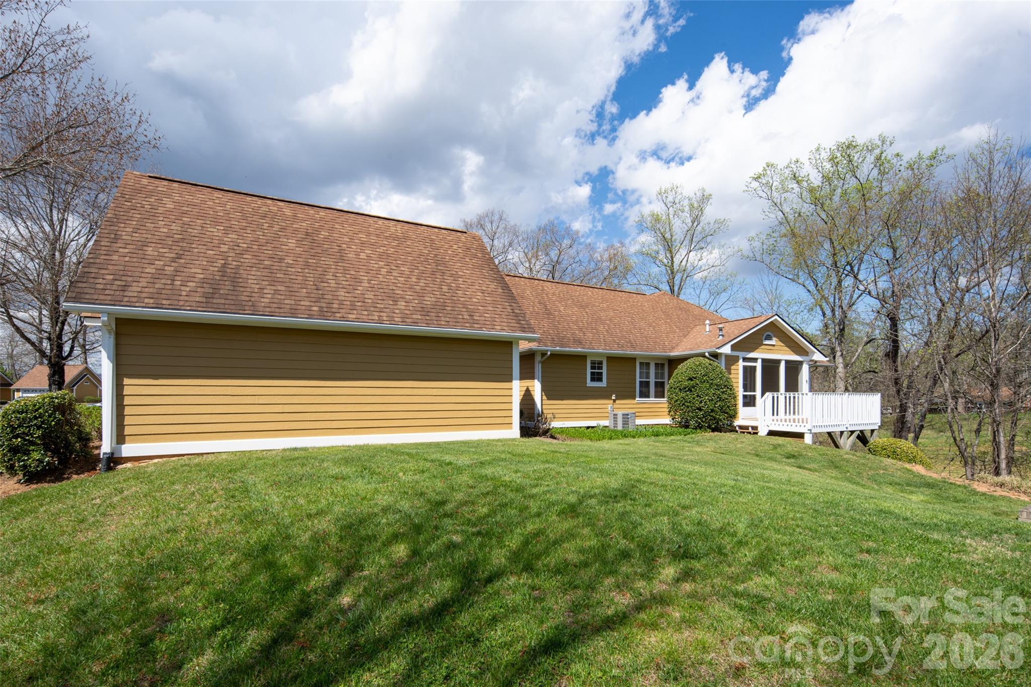 803 Woodlea Court Property Photo 4