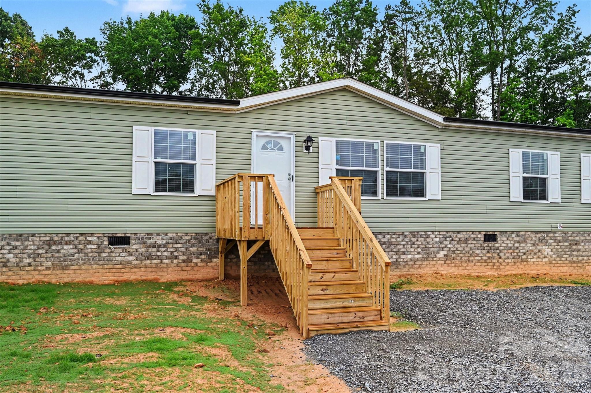 3032 Drake Circle Property Photo 2