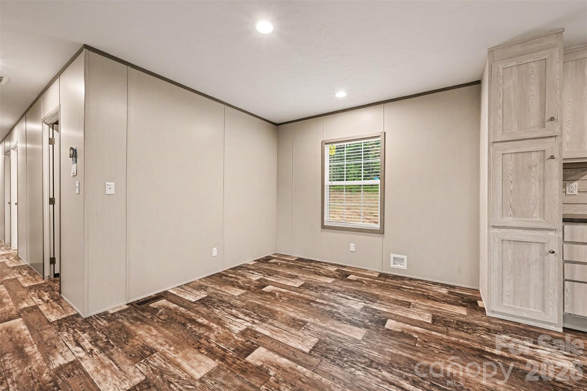 3032 Drake Circle Property Photo 11
