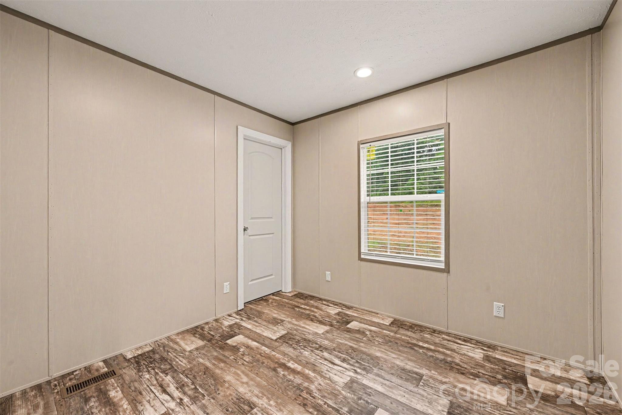 3032 Drake Circle Property Photo 14