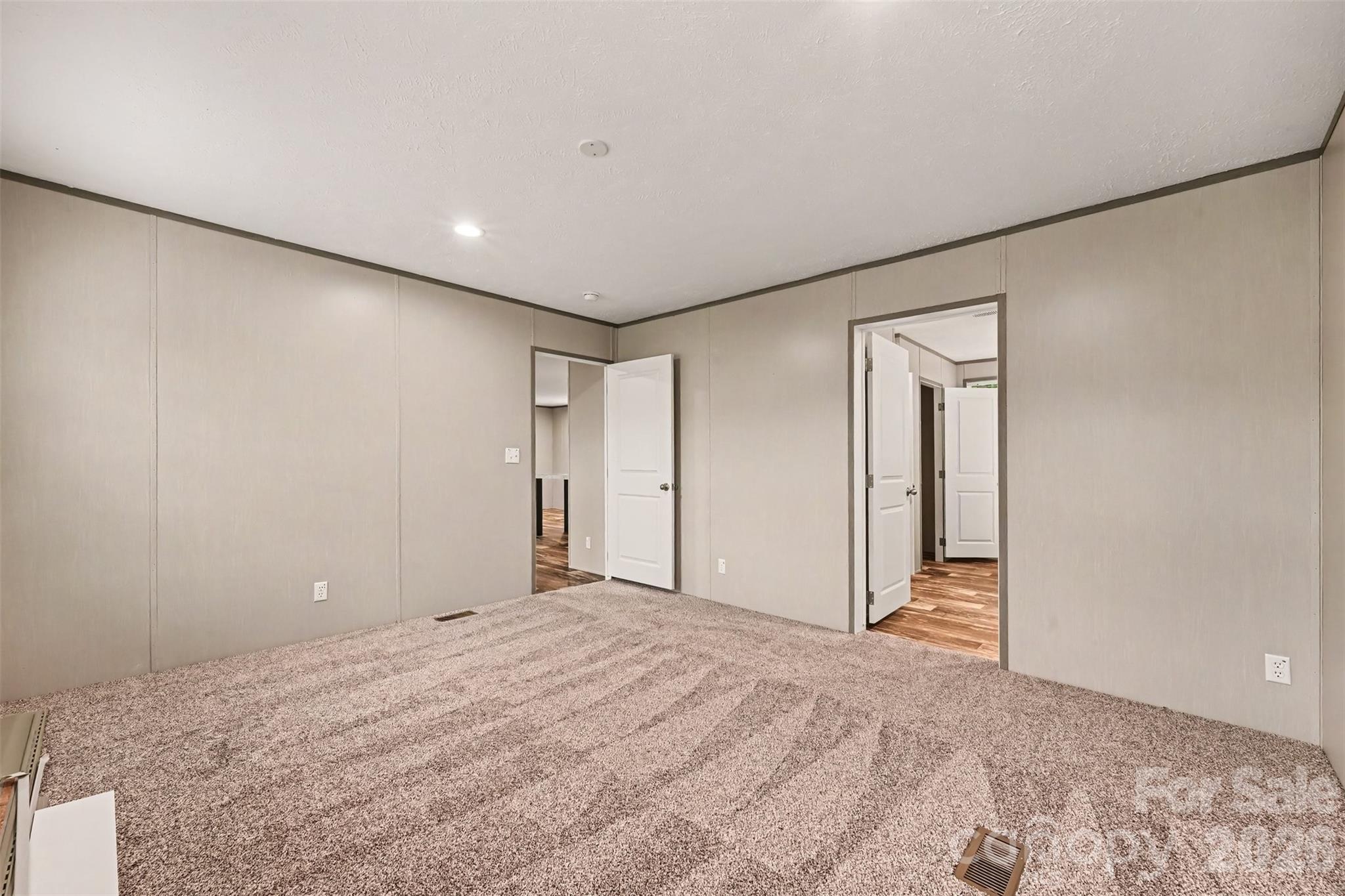 3032 Drake Circle Property Photo 16