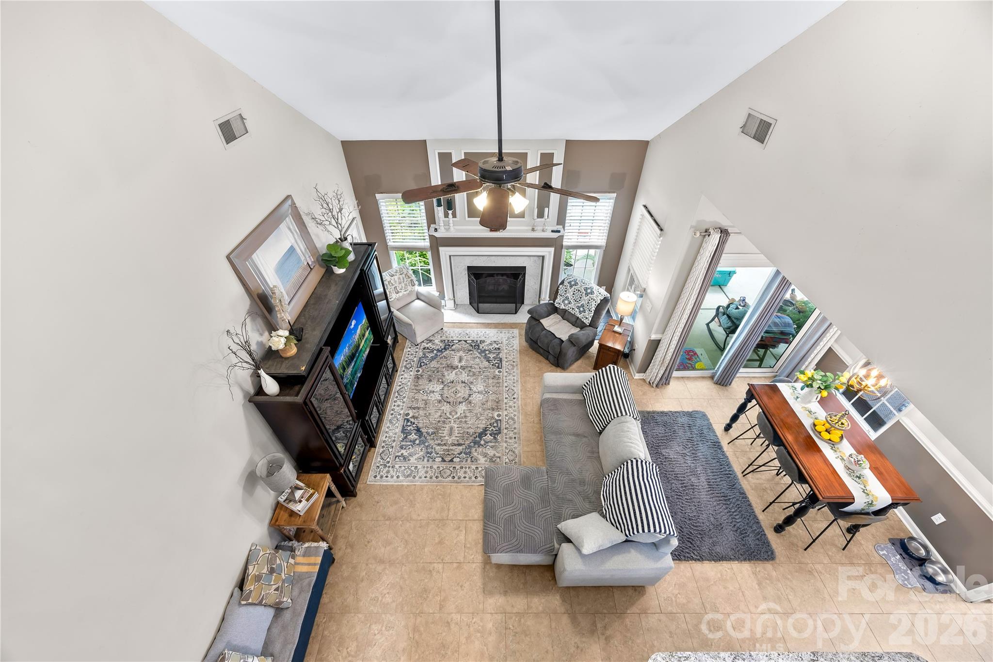 1363 Yorkshire Place Property Photo 23