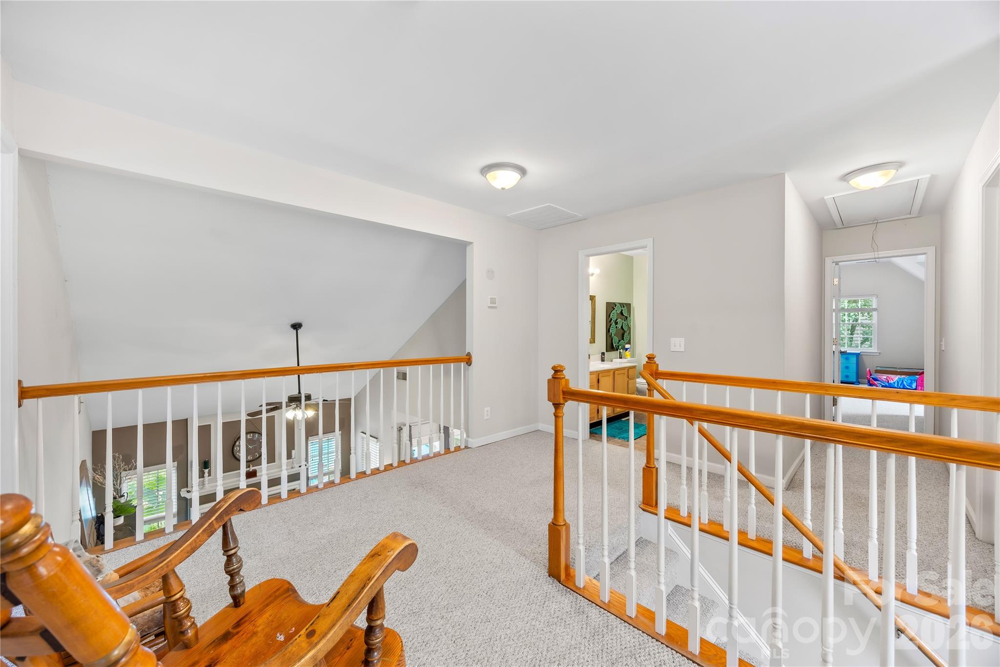 1363 Yorkshire Place Property Photo 25