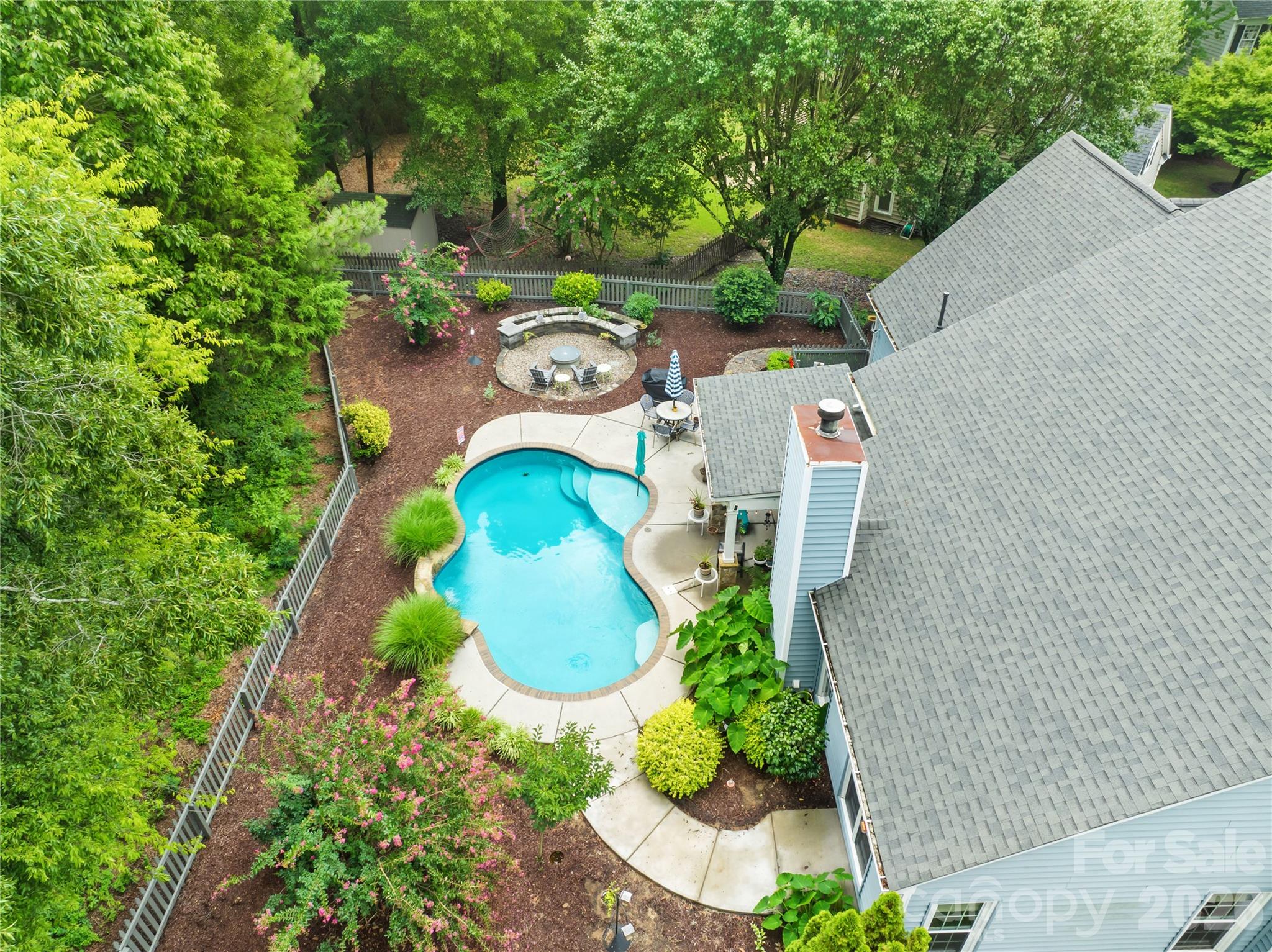1363 Yorkshire Place Property Photo 32