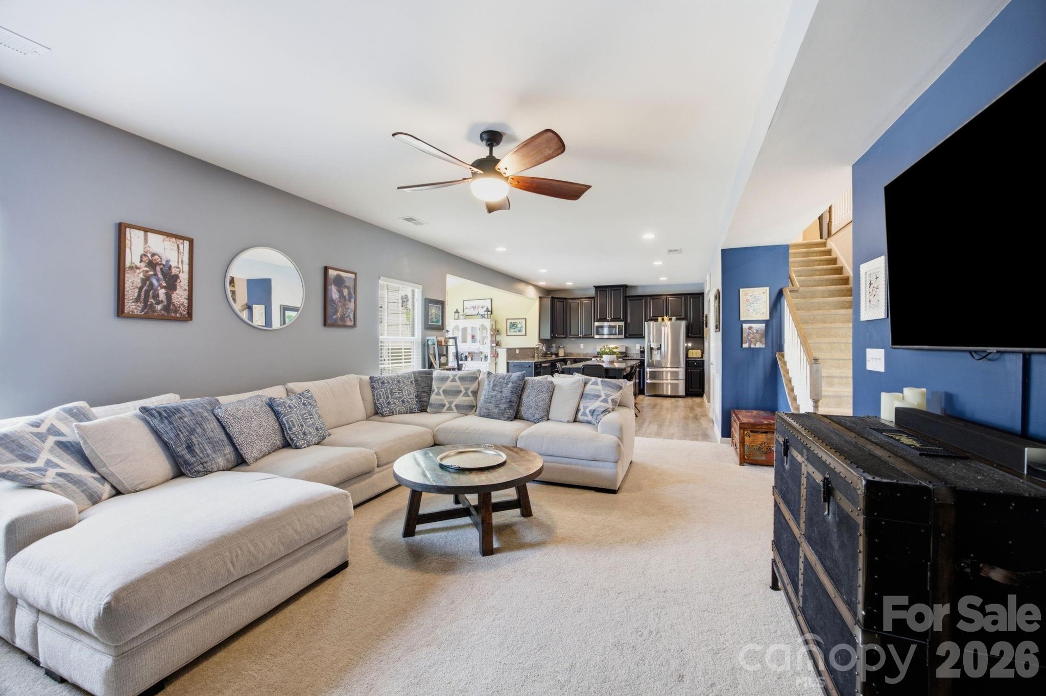 196 Welcombe Street Property Photo 8