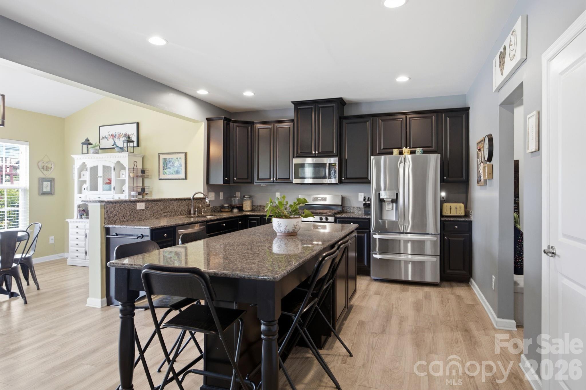 196 Welcombe Street Property Photo 9