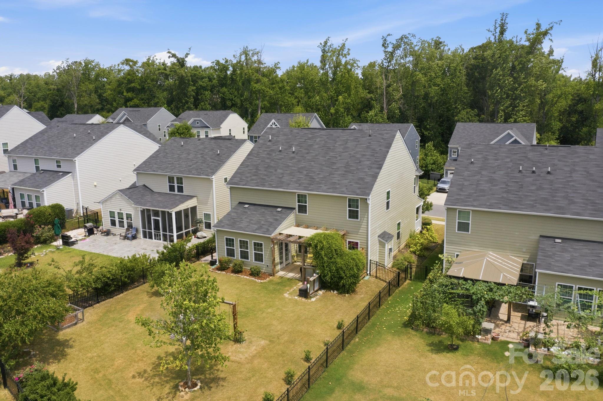 196 Welcombe Street Property Photo 25